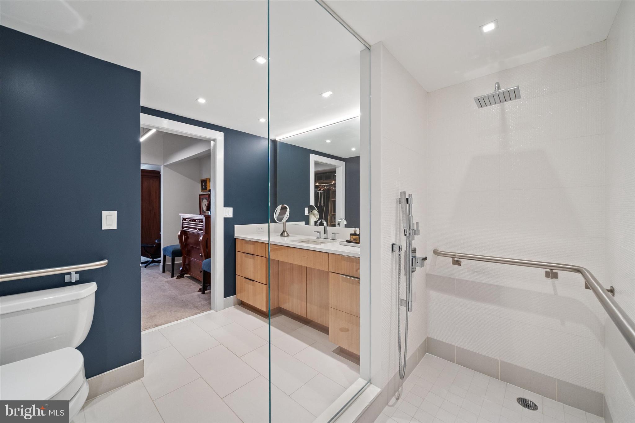 PARK PLAZA - Residential