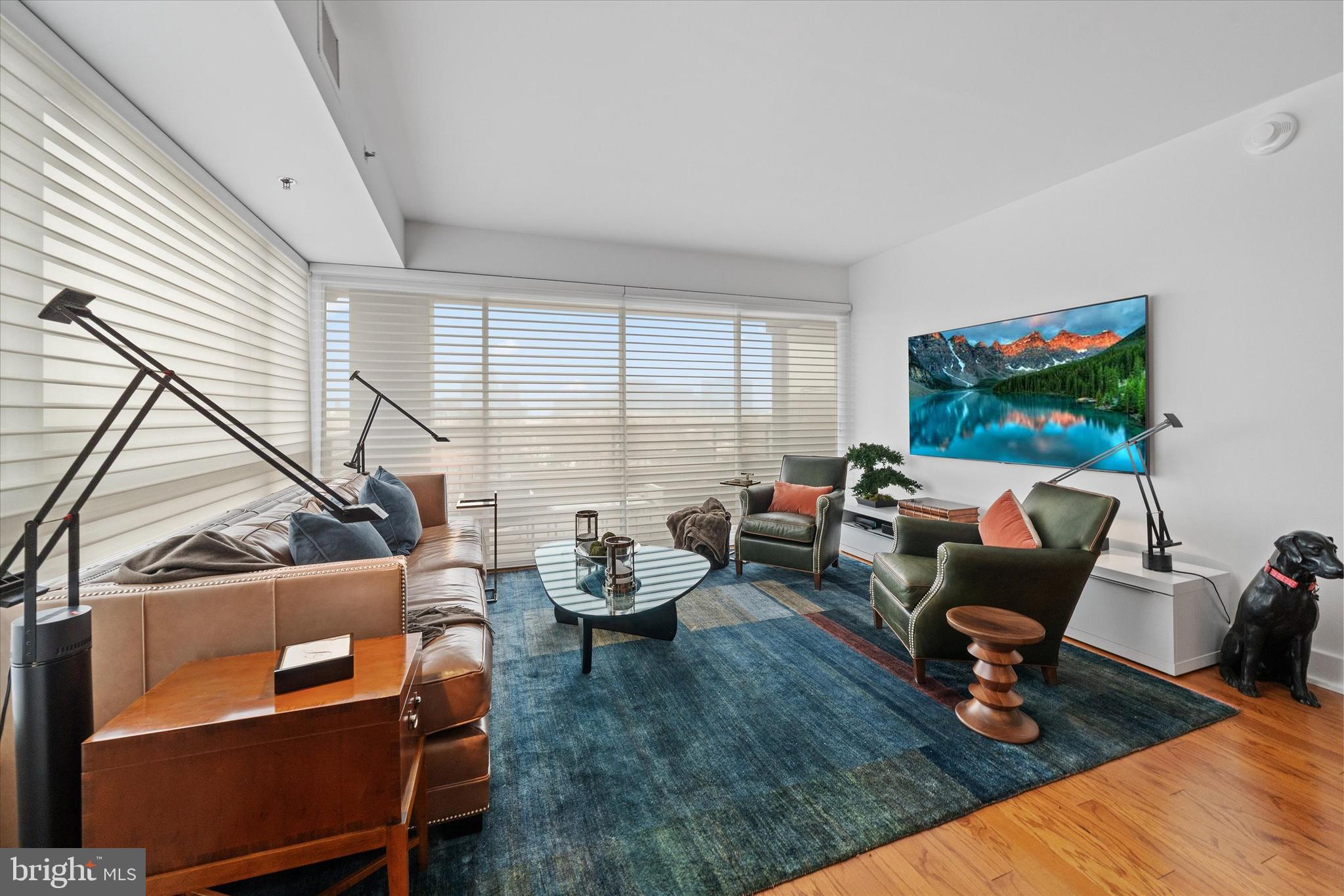 PARK PLAZA - Residential