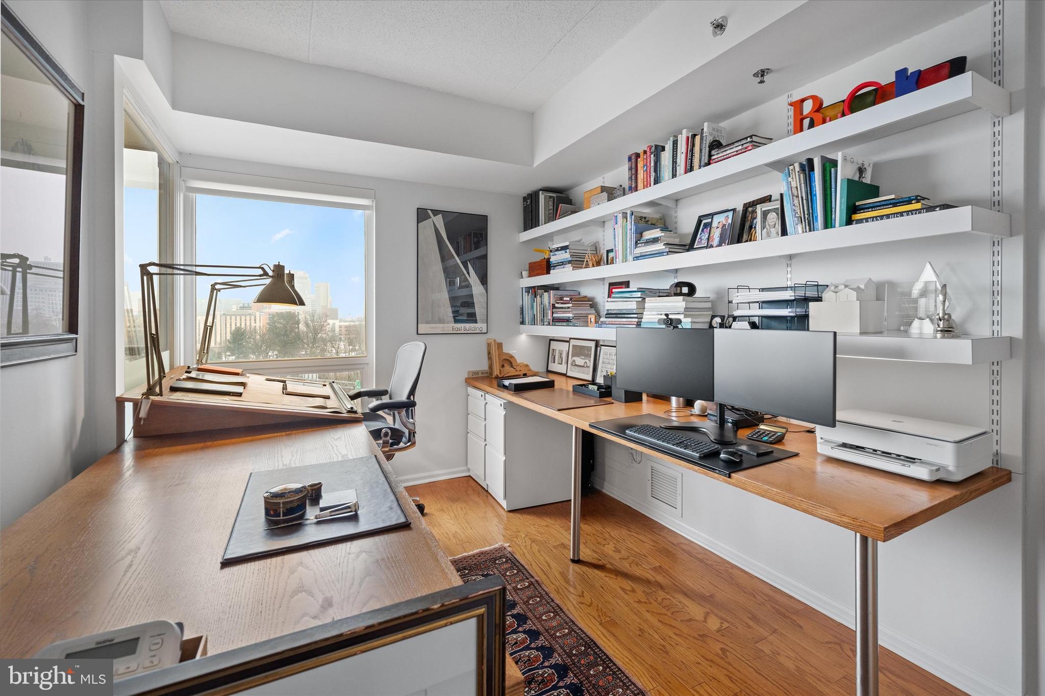 PARK PLAZA - Residential