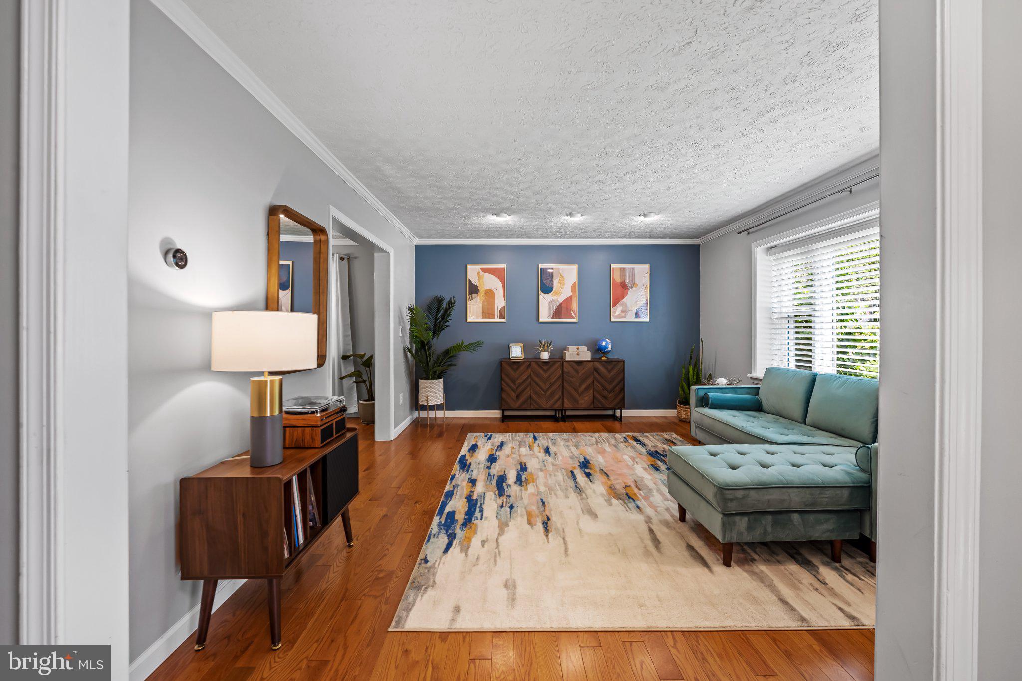 302 WOOD SHADOWS COURT