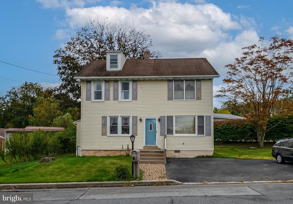 Photo of 823 Fritz Avenue, READING, PA 19607 (MLS # PABK2064558)