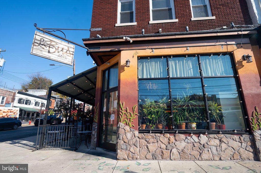 EAST FALLS - Residential