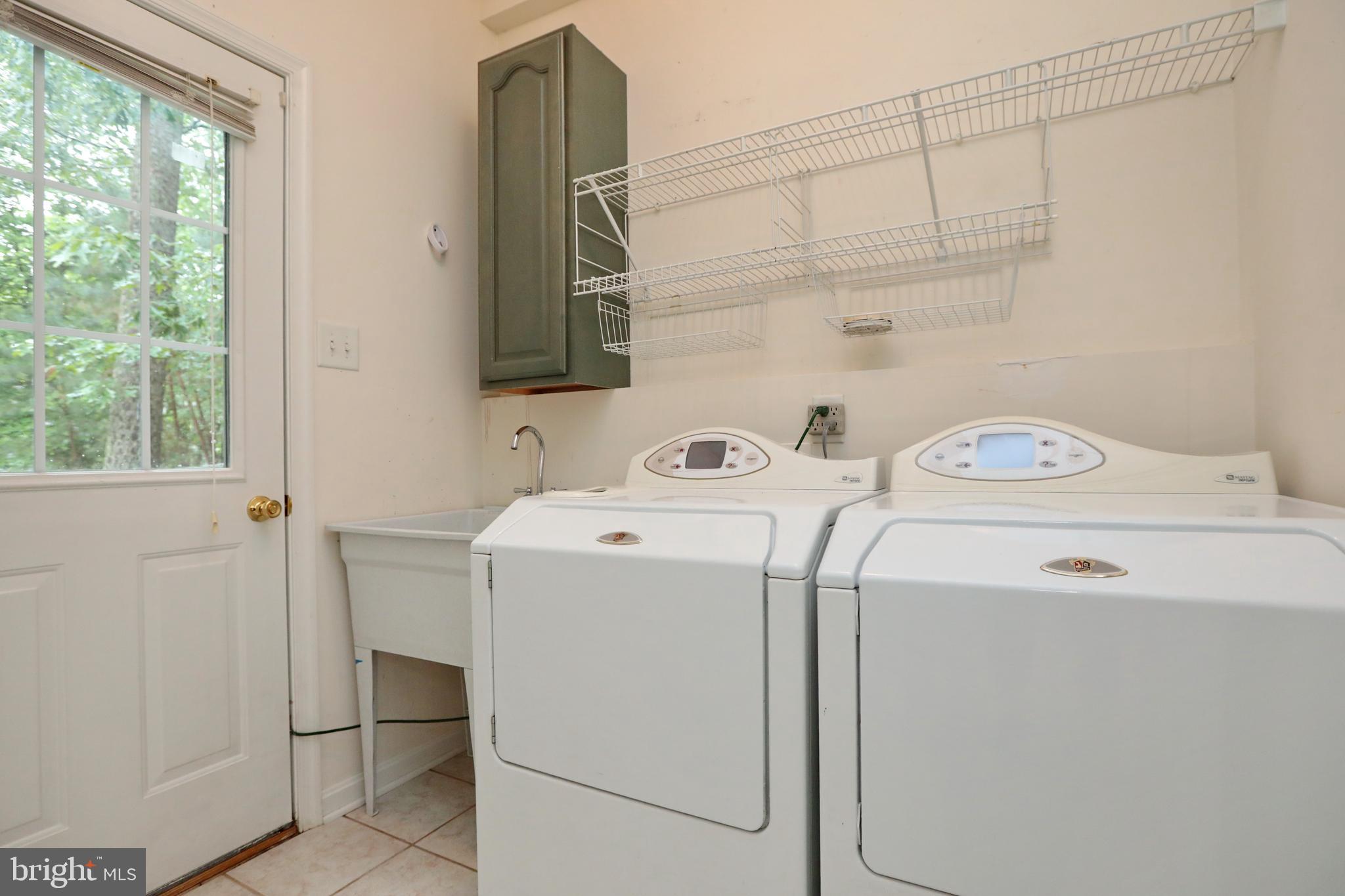 SWAN POINT - Residential