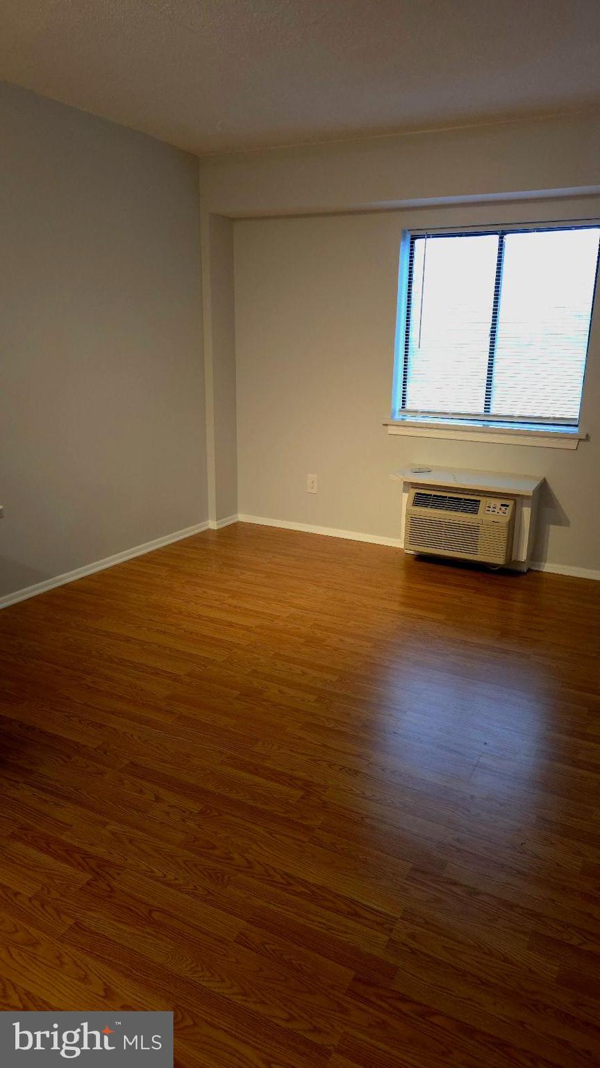 VALLEY RUN - Residential Lease