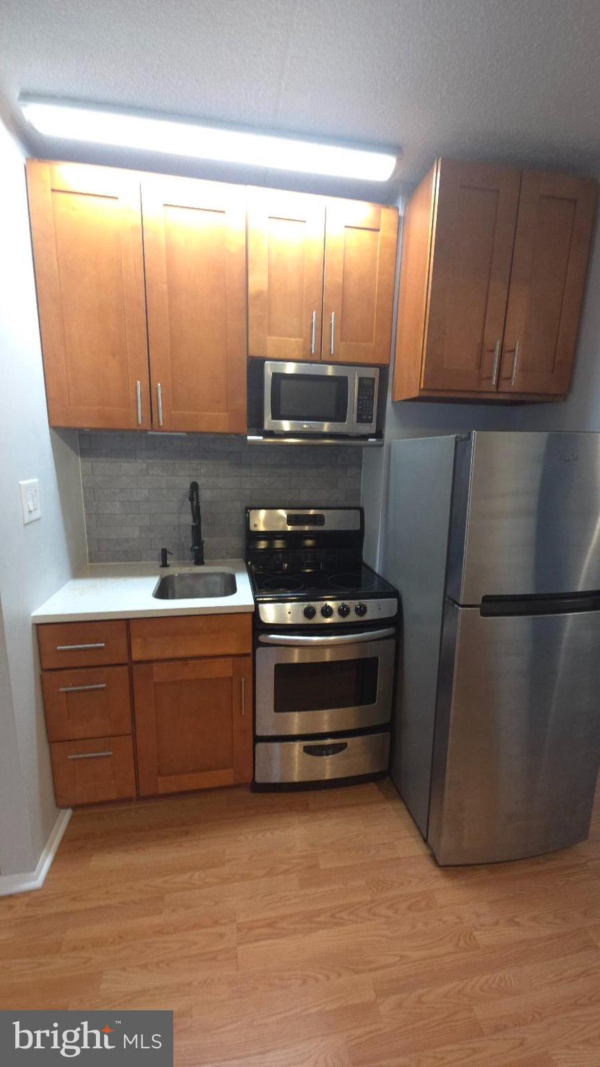 VALLEY RUN - Residential Lease