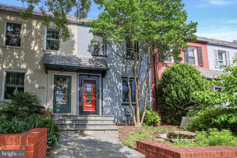 2209 ONTARIO ROAD NW WASHINGTON DC 20009