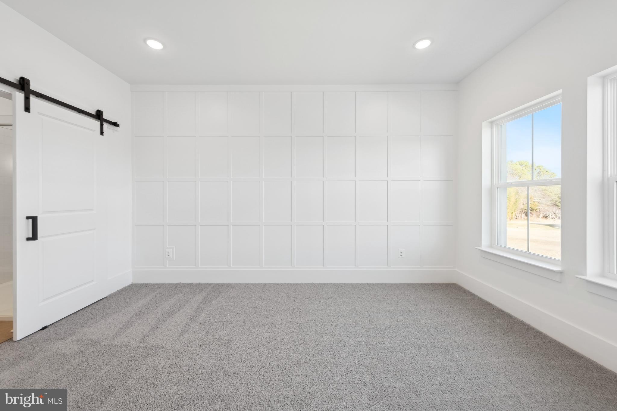 BAY KNOLLS - Residential