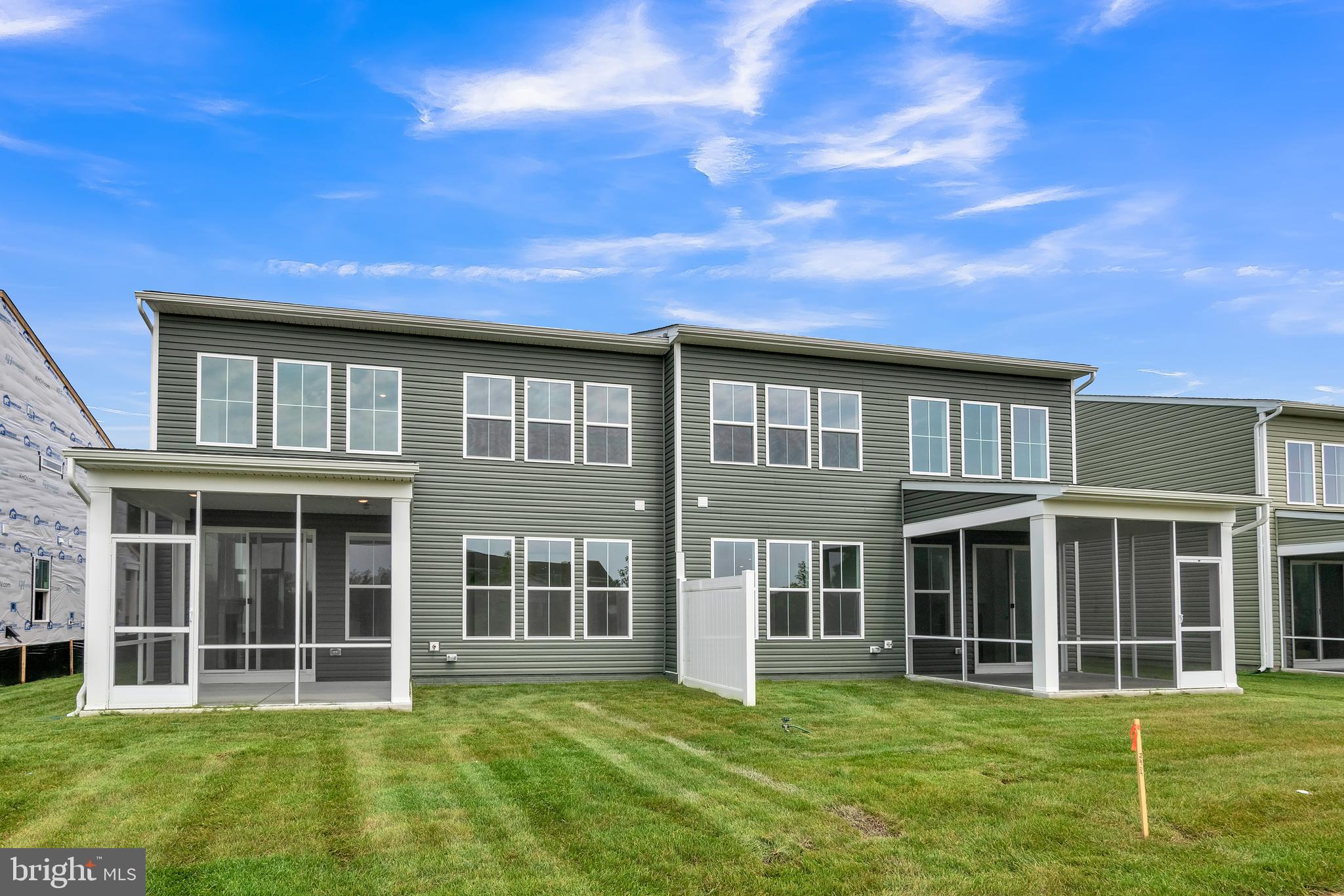 BAY KNOLLS - Residential