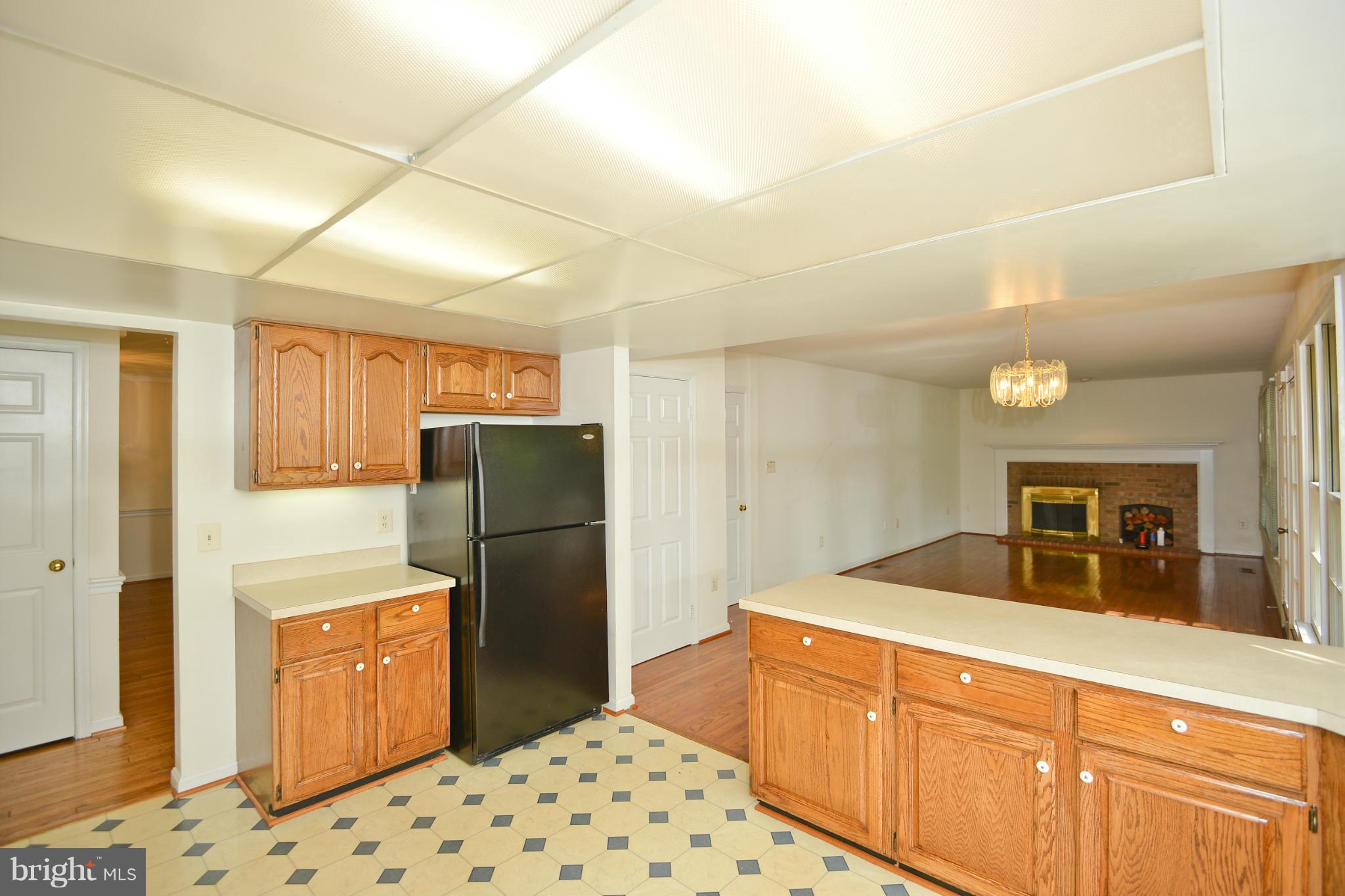 LAKE RIDGE - Residential Lease