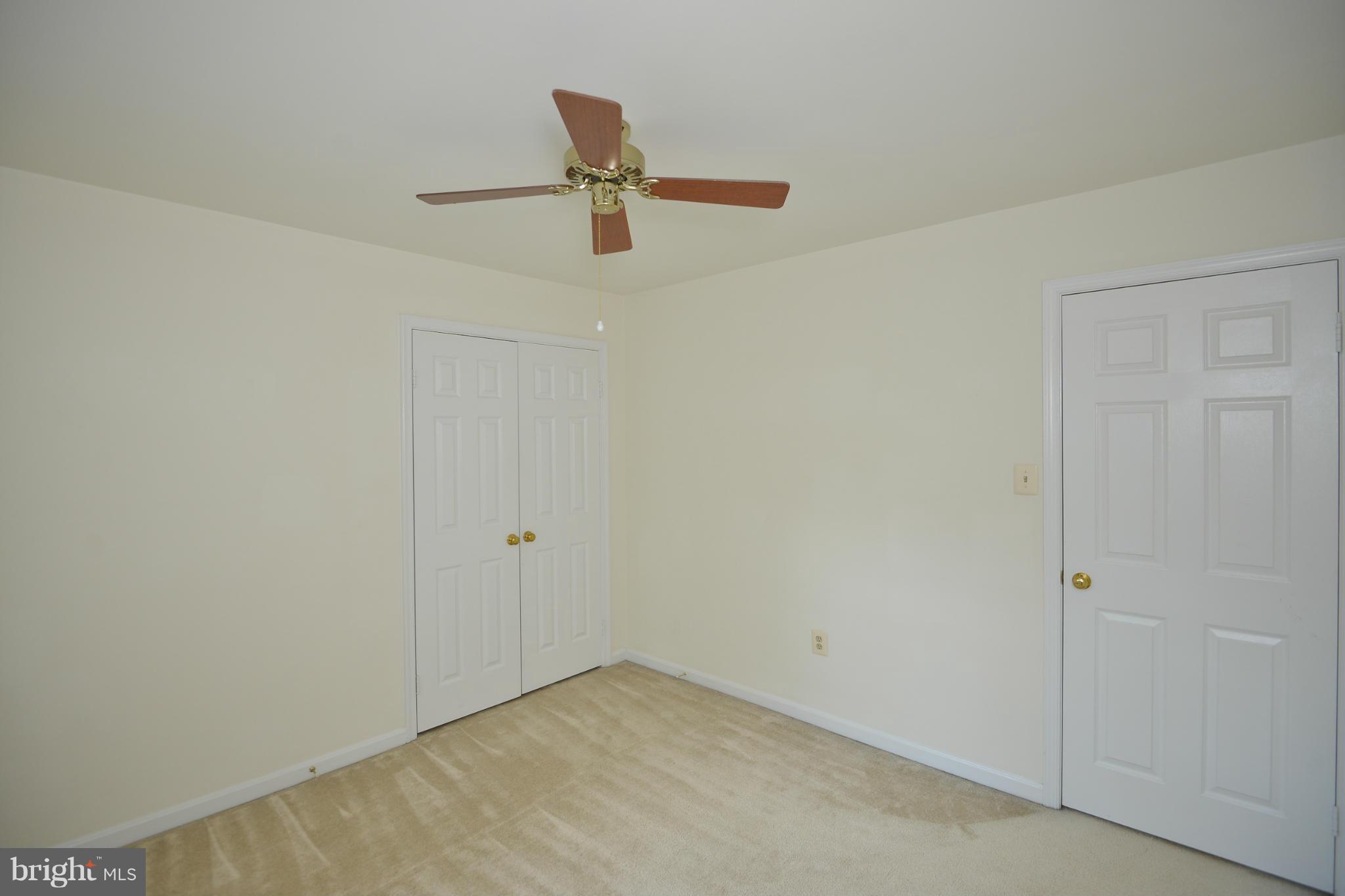 LAKE RIDGE - Residential Lease