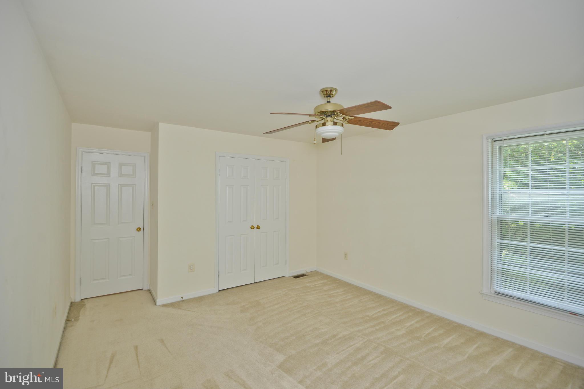 LAKE RIDGE - Residential Lease