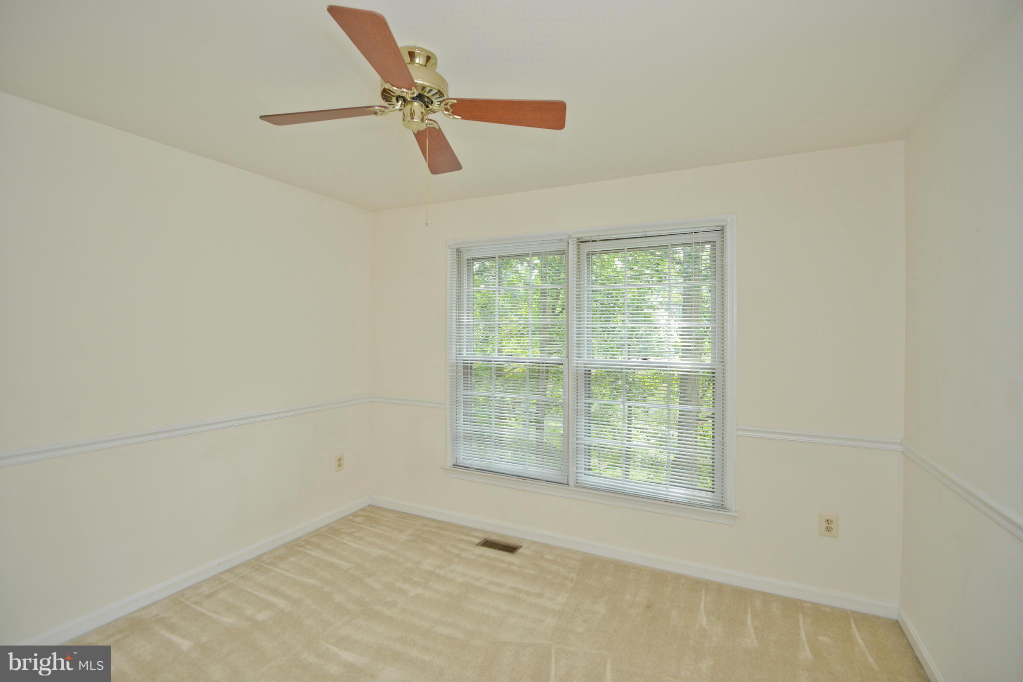 LAKE RIDGE - Residential Lease