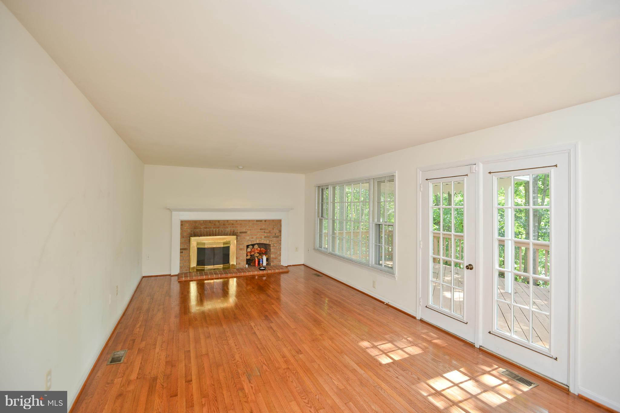 LAKE RIDGE - Residential Lease