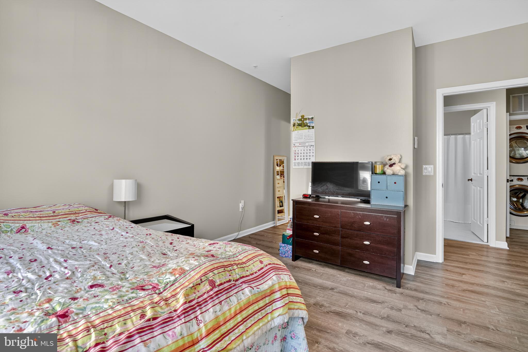 FAIRFAX RIDGE CONDOS - Residential