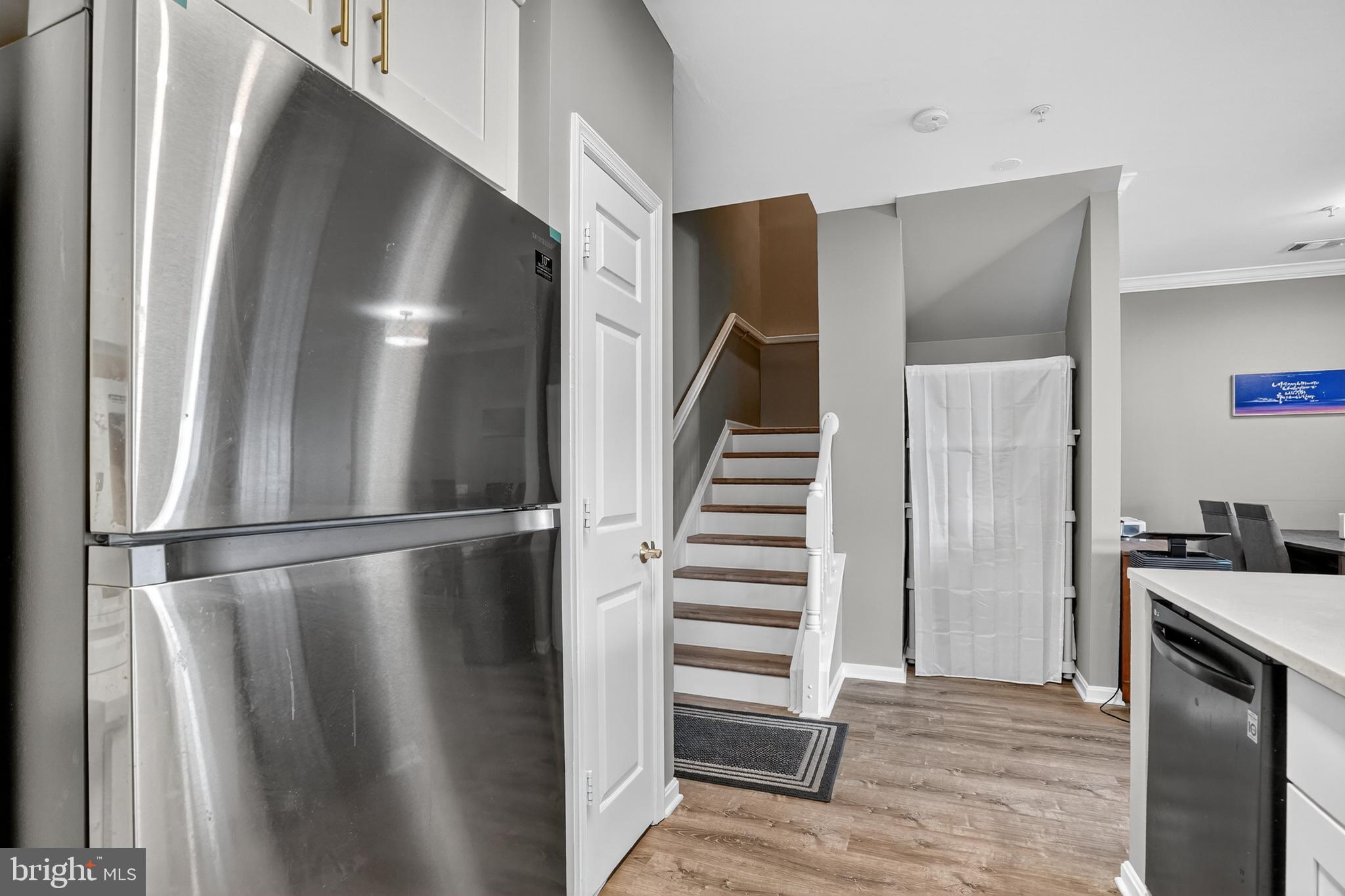 FAIRFAX RIDGE CONDOS - Residential