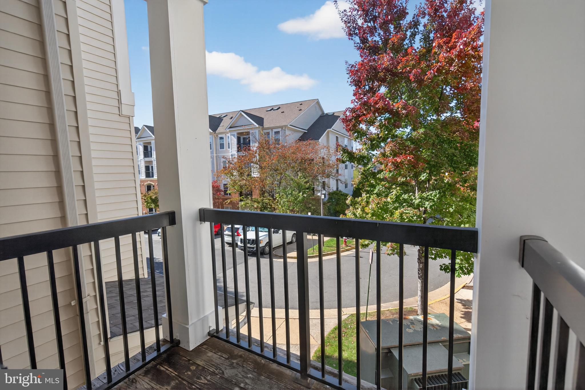 FAIRFAX RIDGE CONDOS - Residential