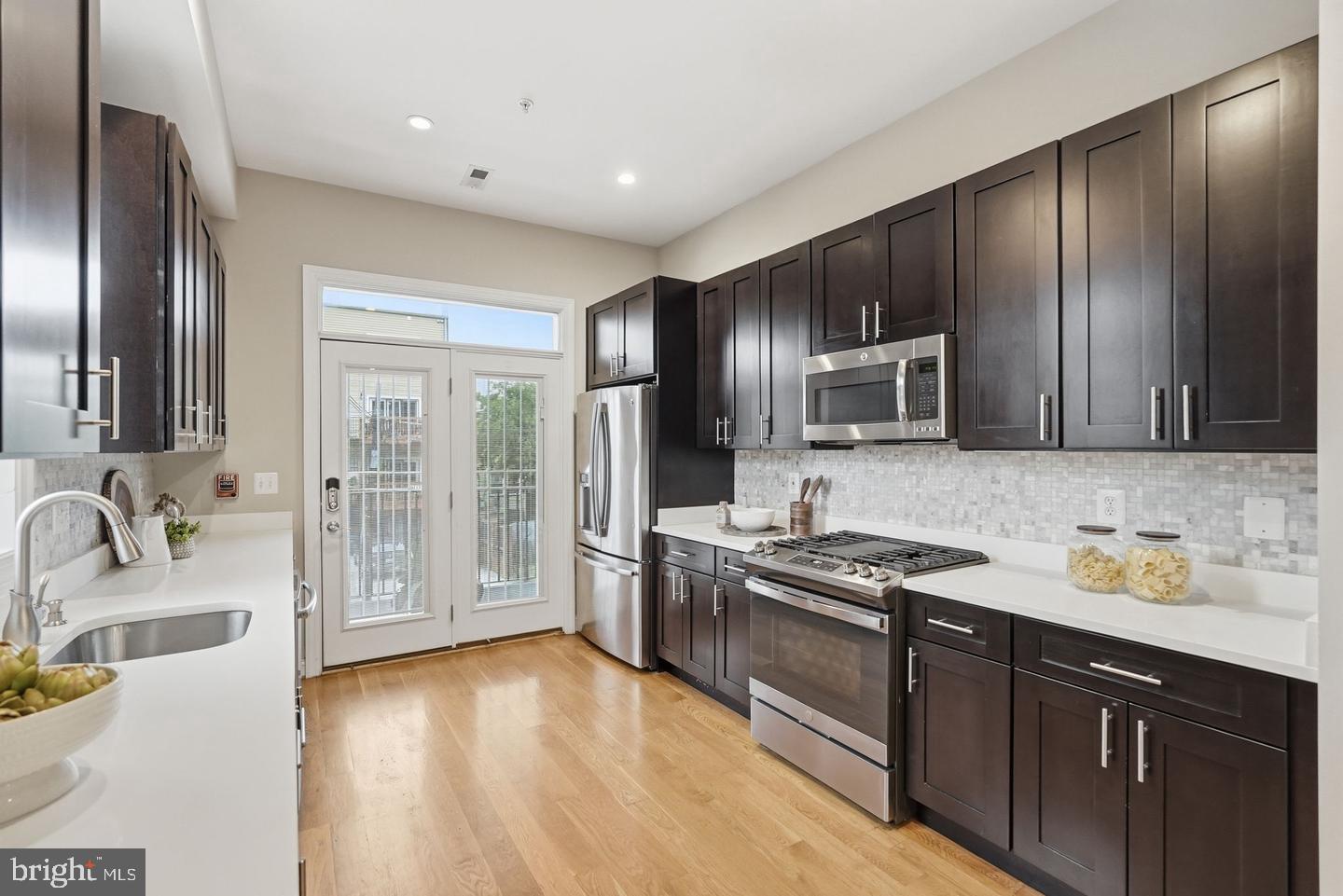 1110 6TH STREET NE 2