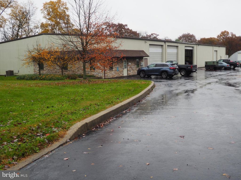 Photo of 2500 Hagey Road, SOUDERTON, PA 18964 (MLS # PAMC2145394)