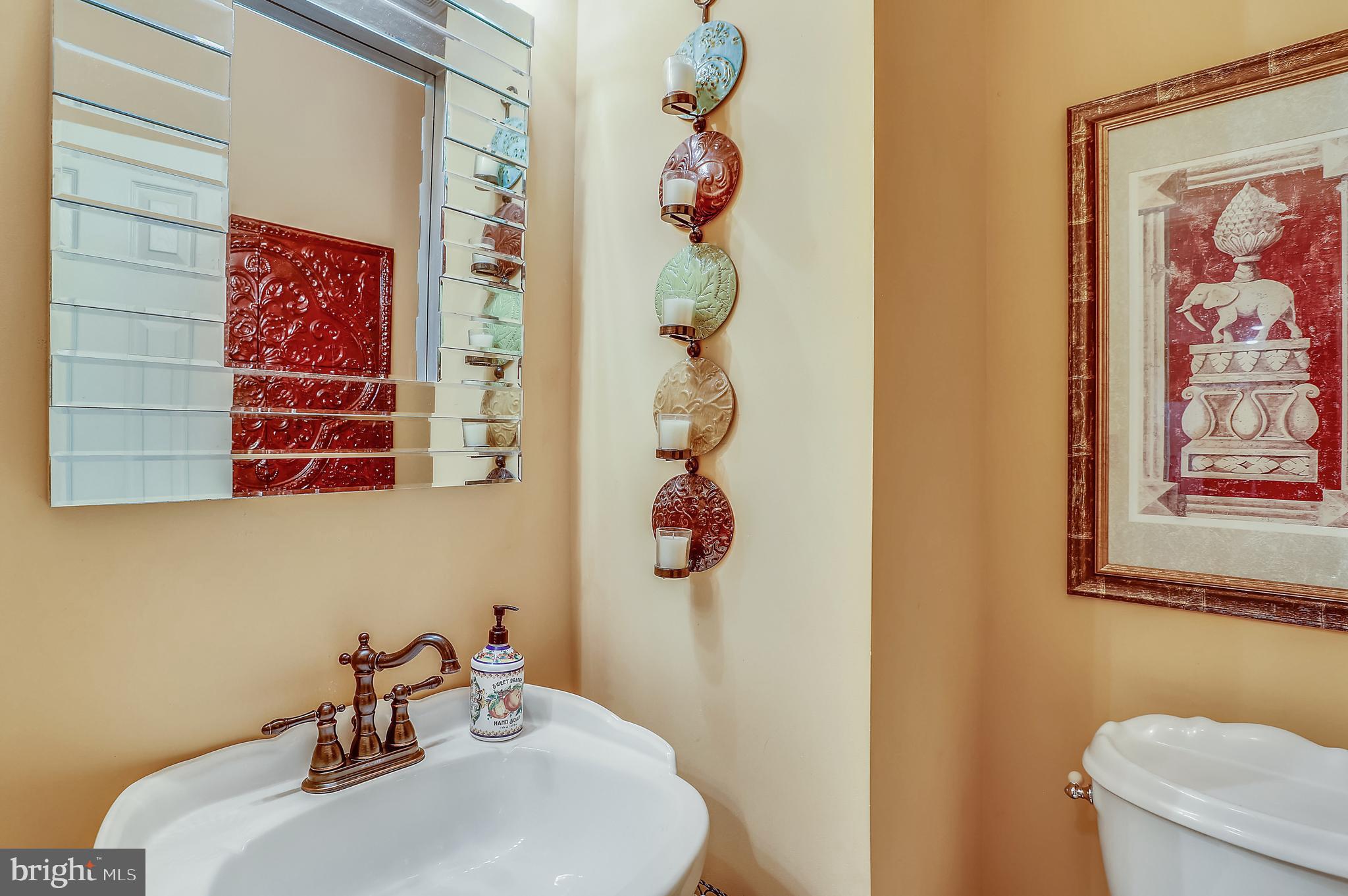 SPRINGFIELD MANOR - Residential