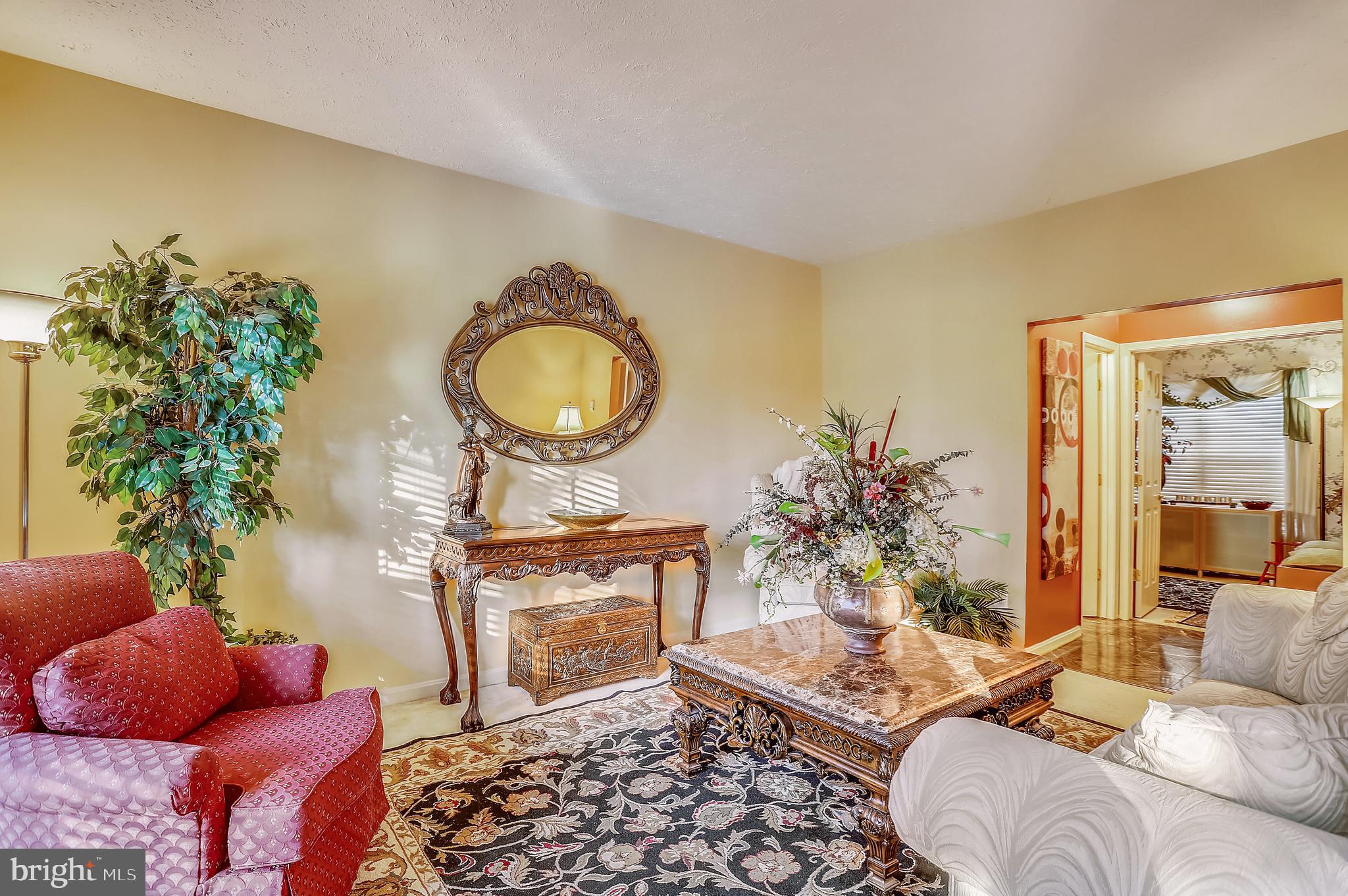 SPRINGFIELD MANOR - Residential