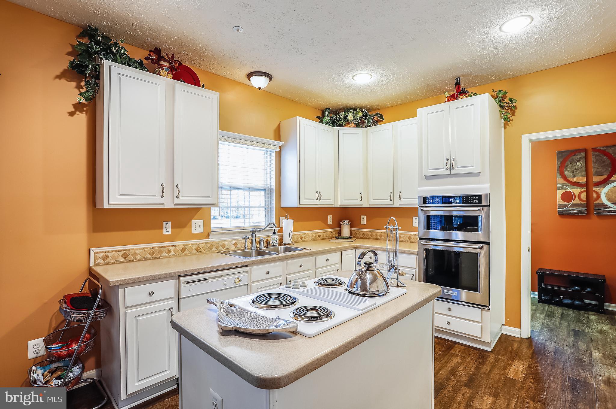 SPRINGFIELD MANOR - Residential