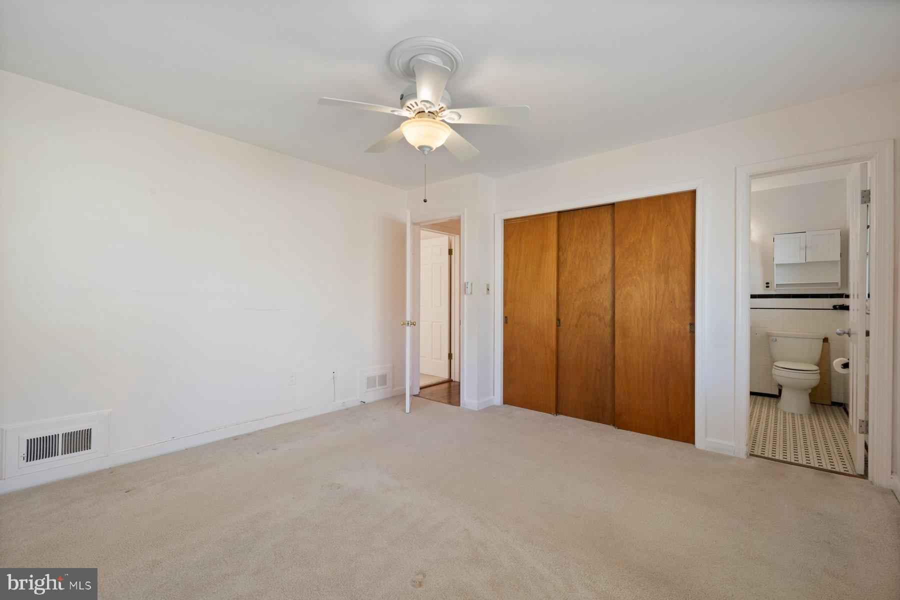 COUNTRY CLUB GROVE - Residential