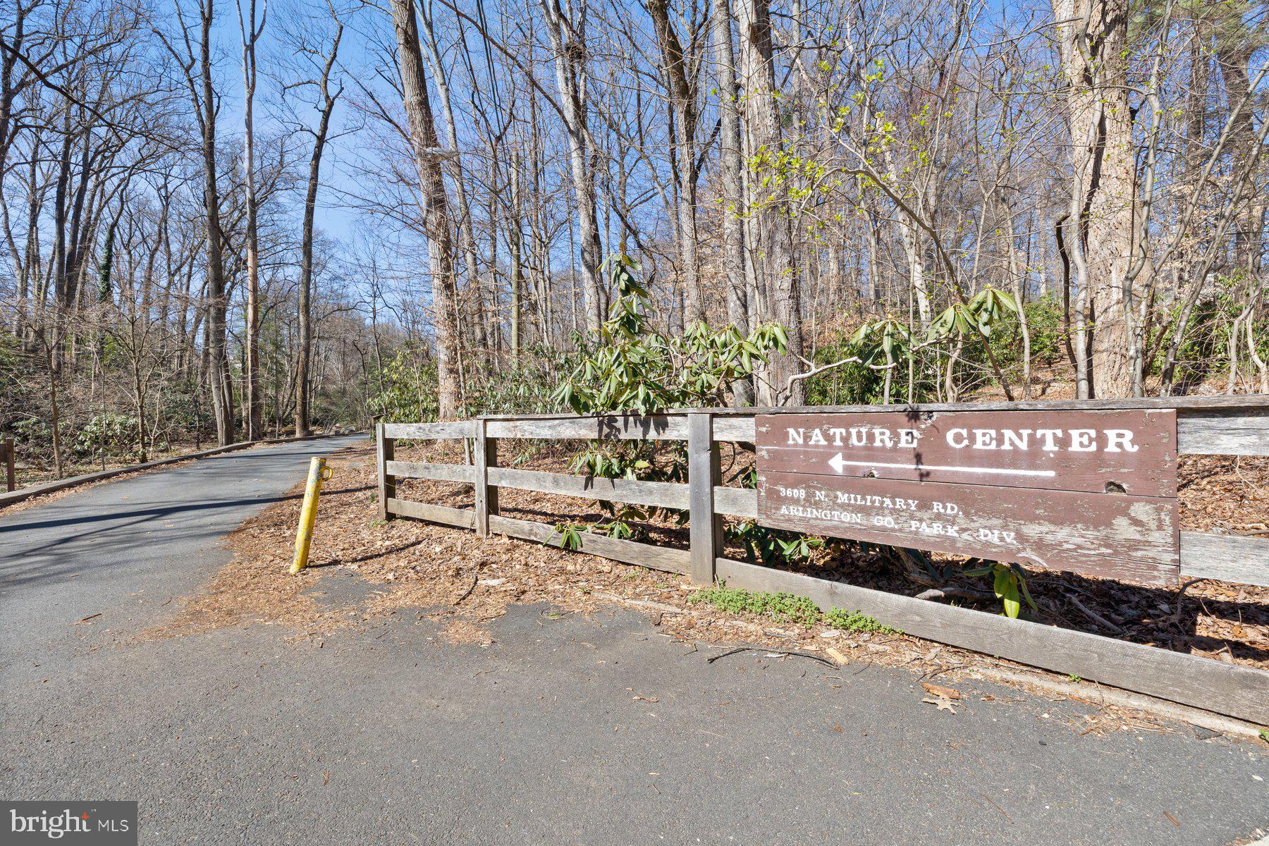 COUNTRY CLUB GROVE - Residential