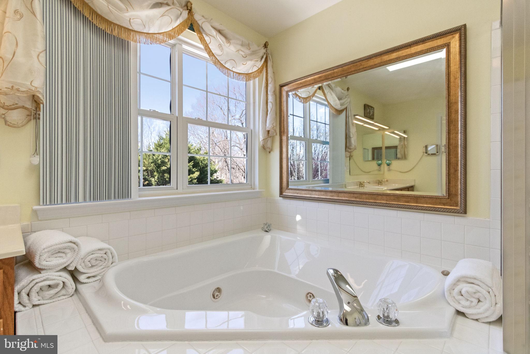 WAYSIDE VILLAGE - Residential