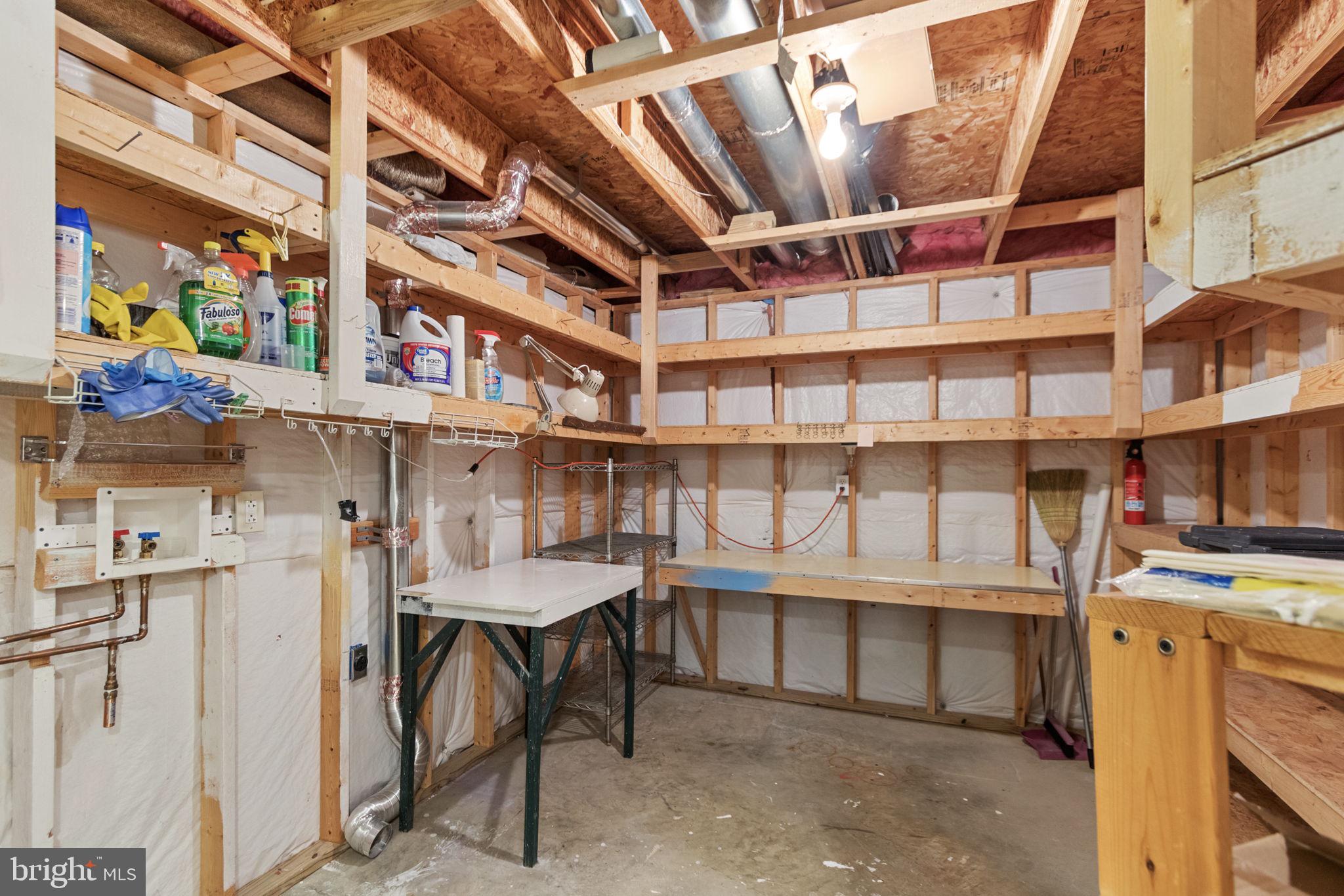 WAYSIDE VILLAGE - Residential