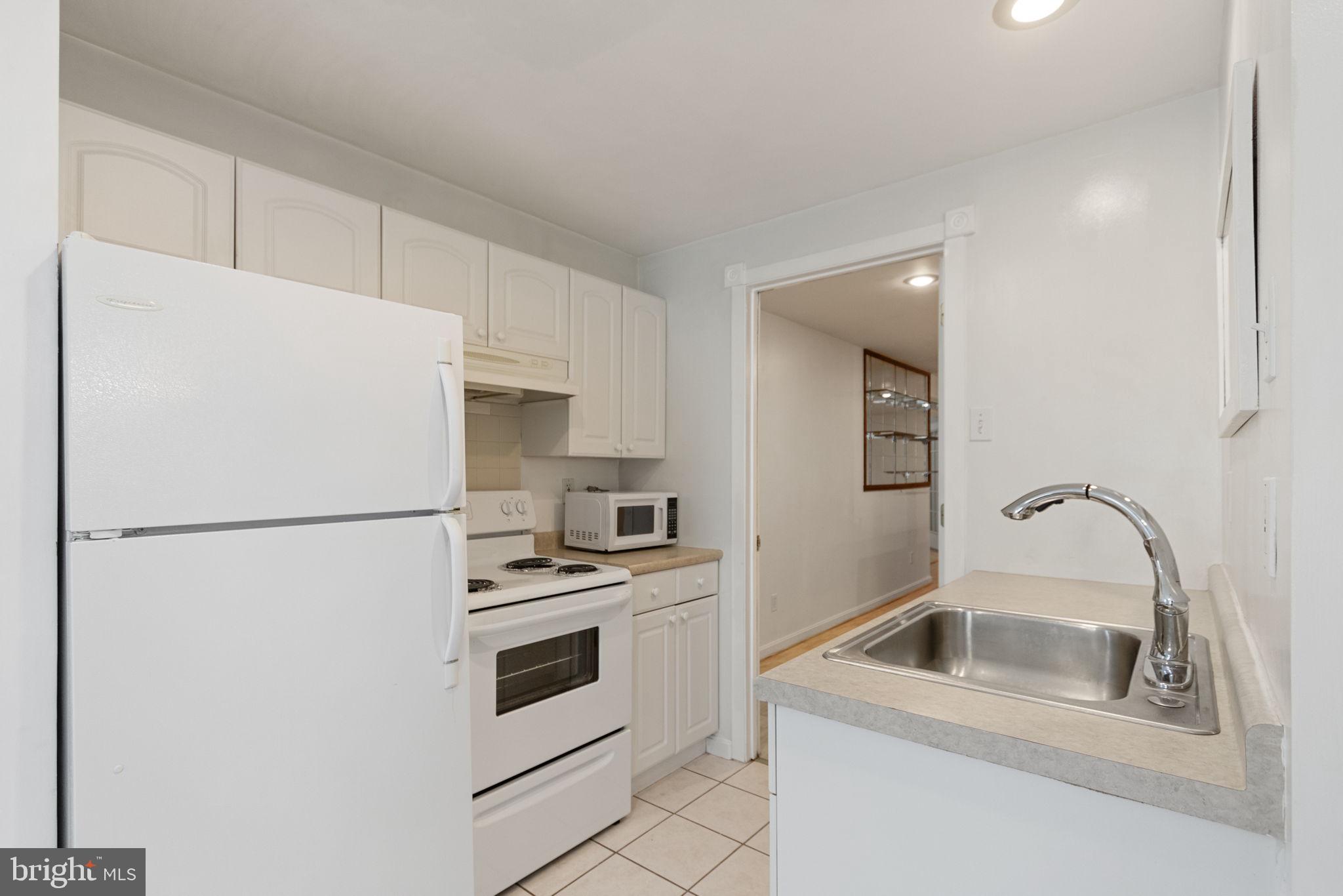 WAYSIDE VILLAGE - Residential