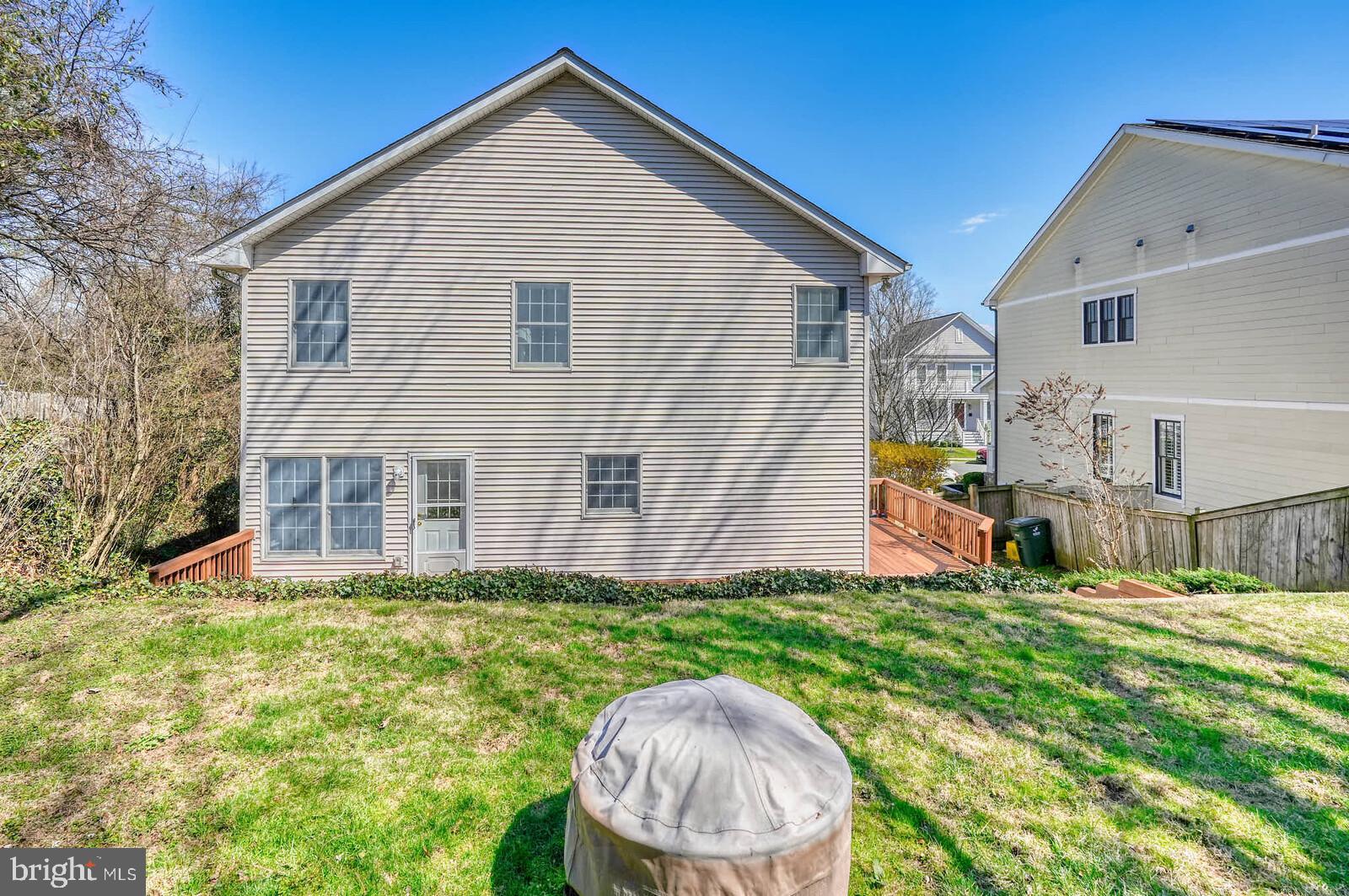 TARA - LEEWAY HEIGHTS - Residential