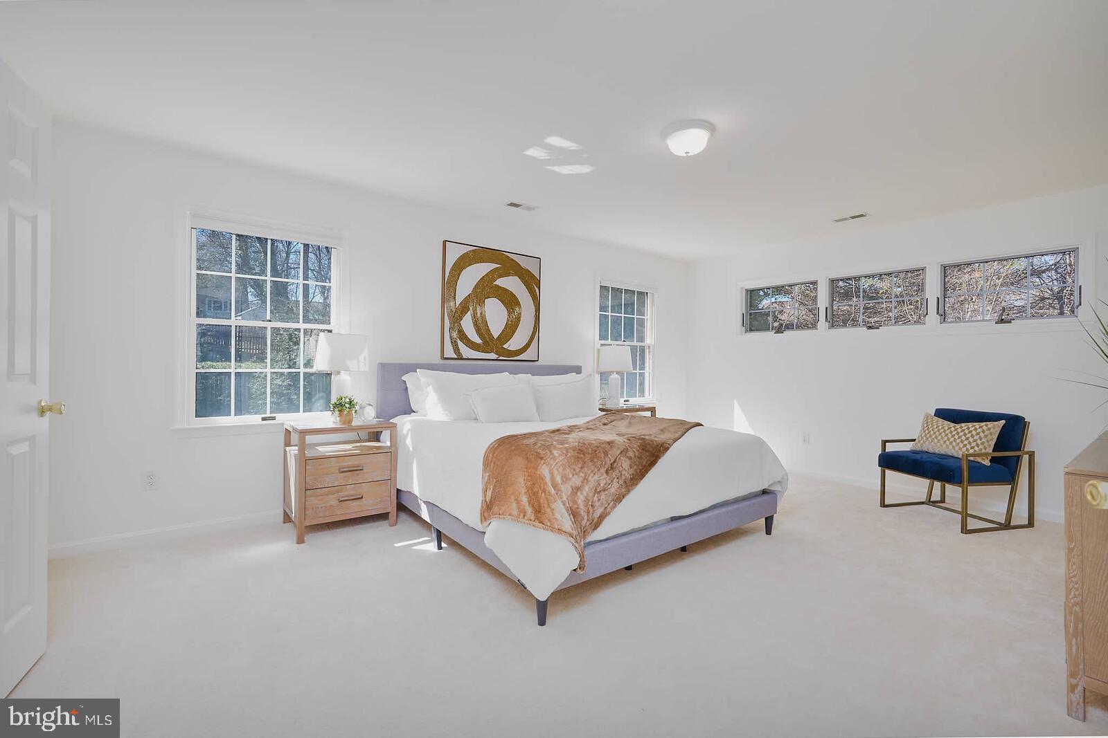 TARA - LEEWAY HEIGHTS - Residential