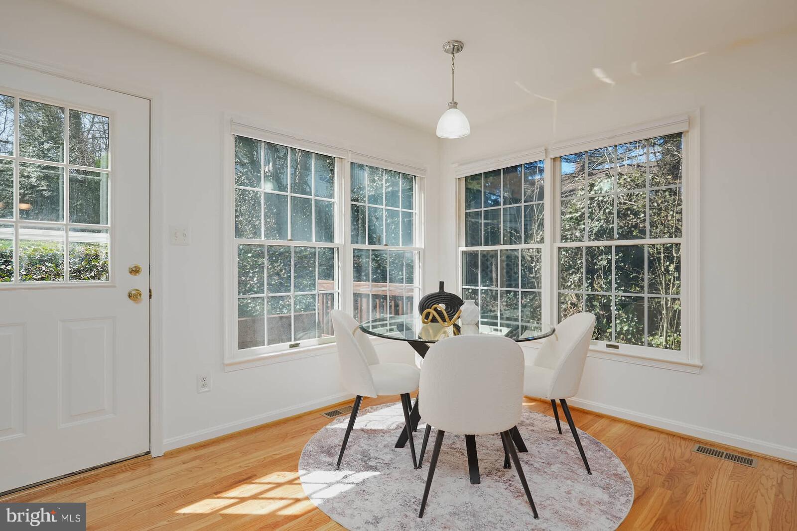 TARA - LEEWAY HEIGHTS - Residential