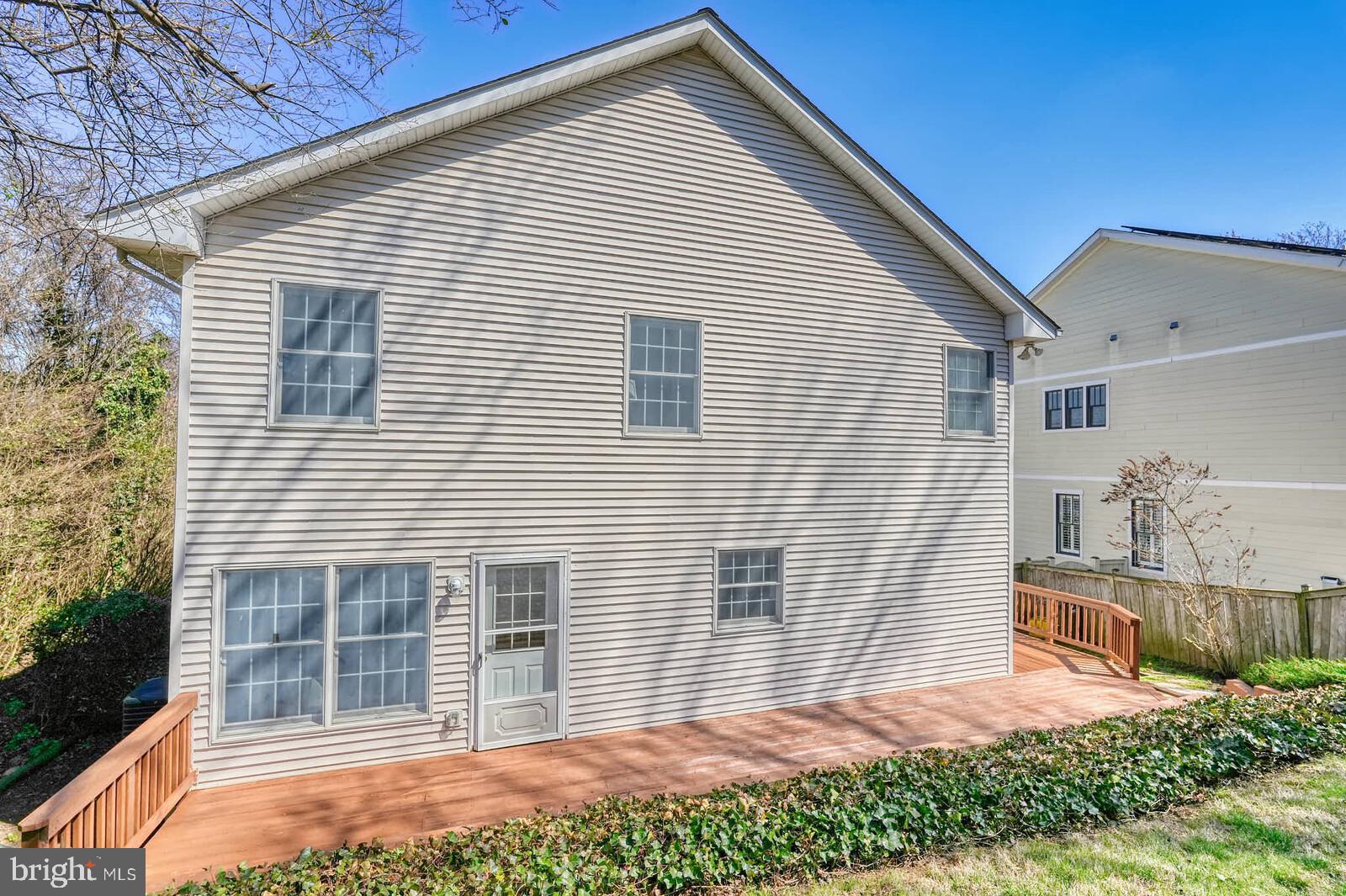 TARA - LEEWAY HEIGHTS - Residential