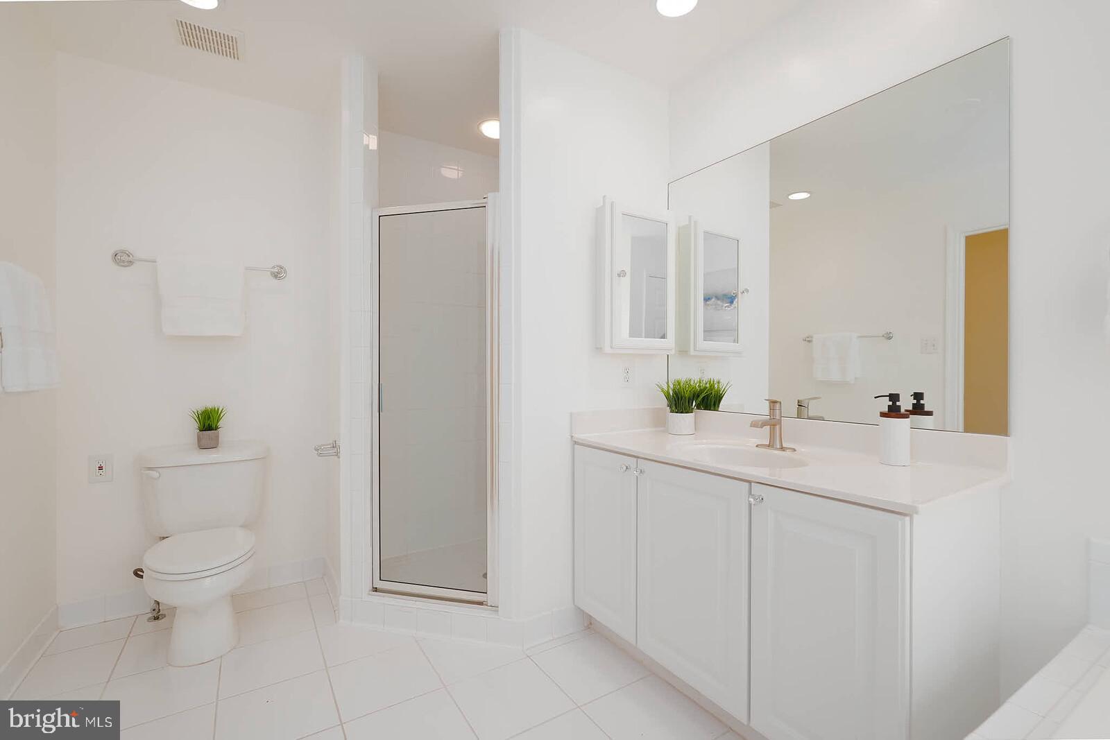 TARA - LEEWAY HEIGHTS - Residential