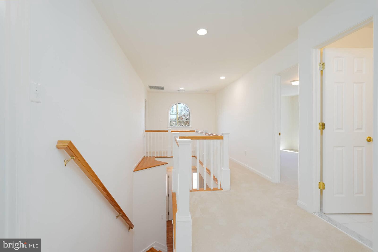 TARA - LEEWAY HEIGHTS - Residential