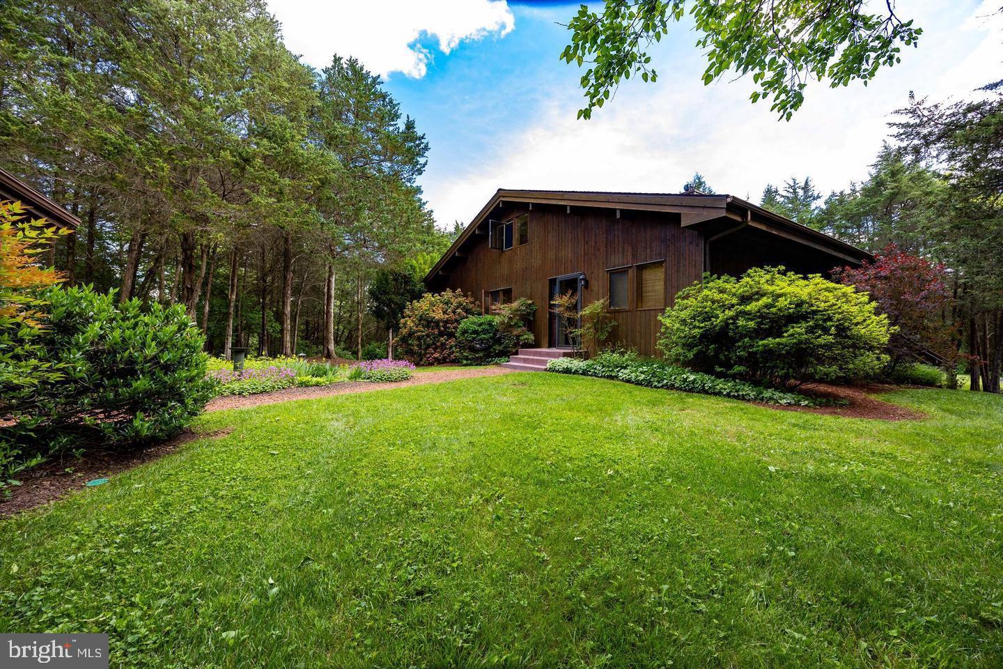 CEDAR LANE FARM - Residential