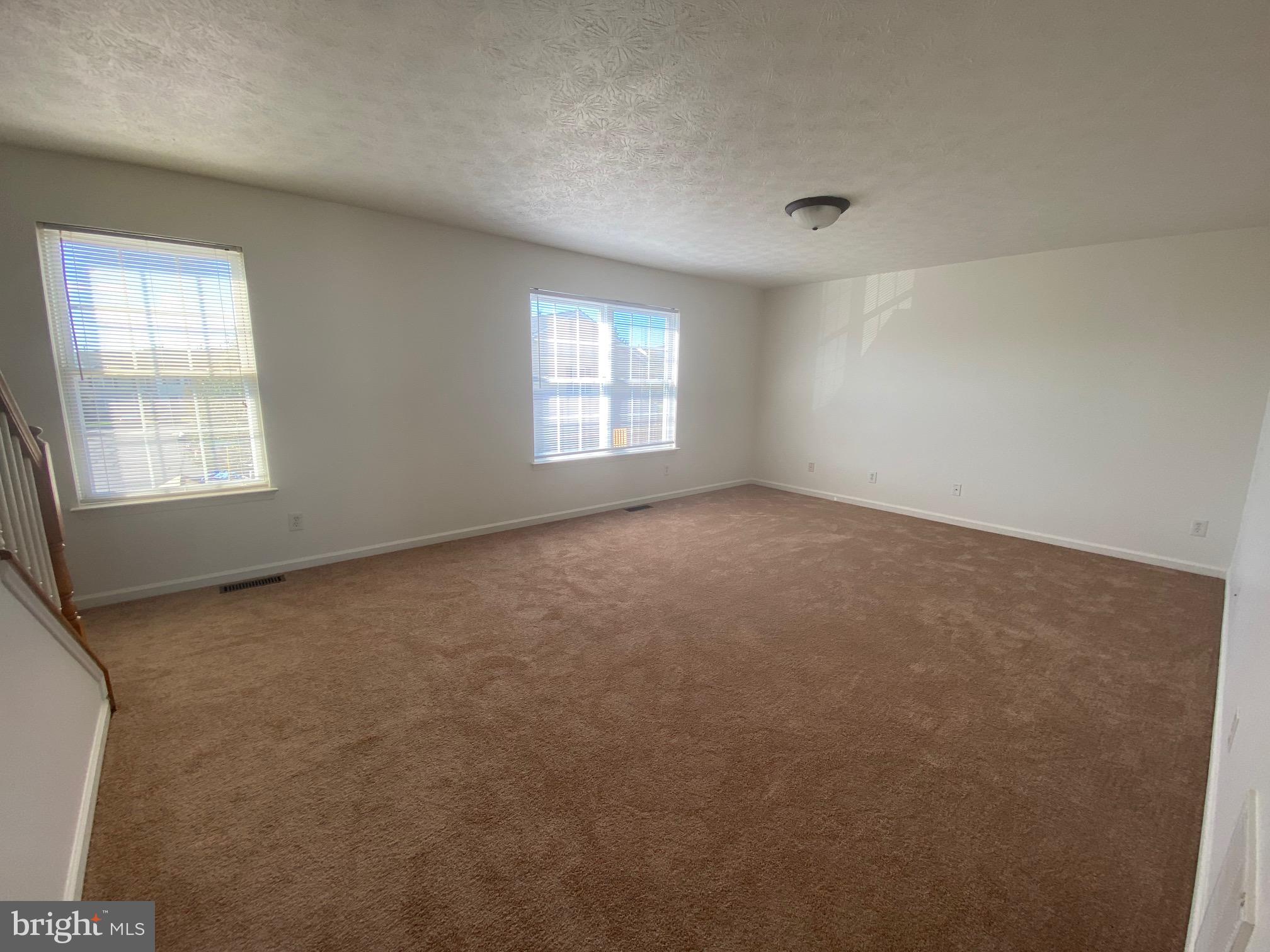 WINDSTONE TOWNHOMES - Residential Lease