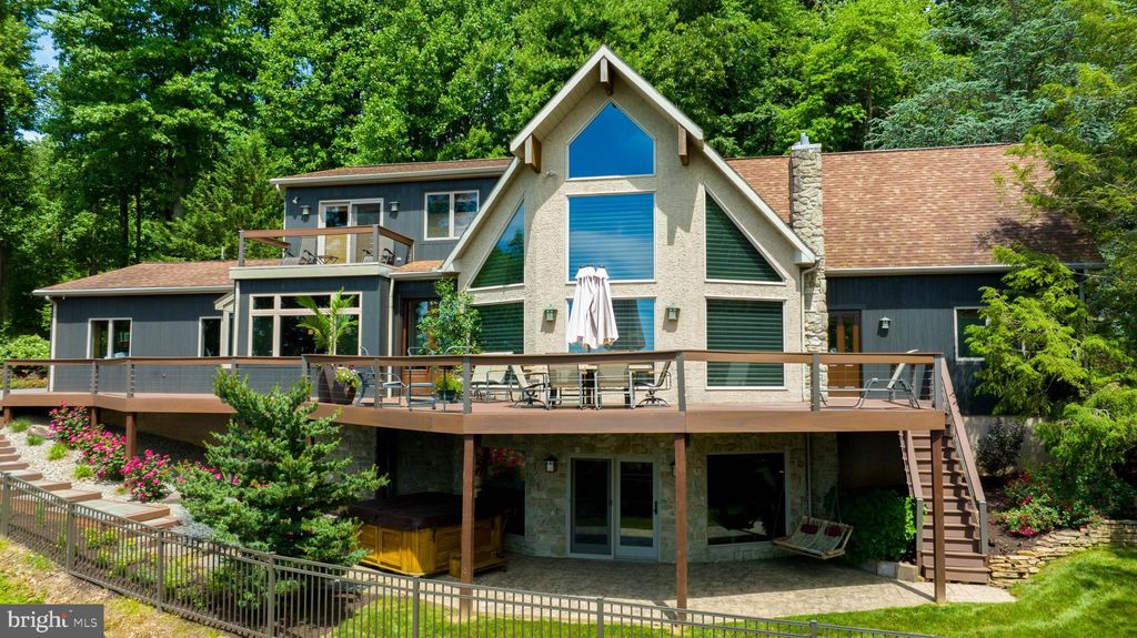 Photo of 1076 SHEEP HILL RD, NEW HOLLAND, PA 17557 (MLS # PALA2031782)