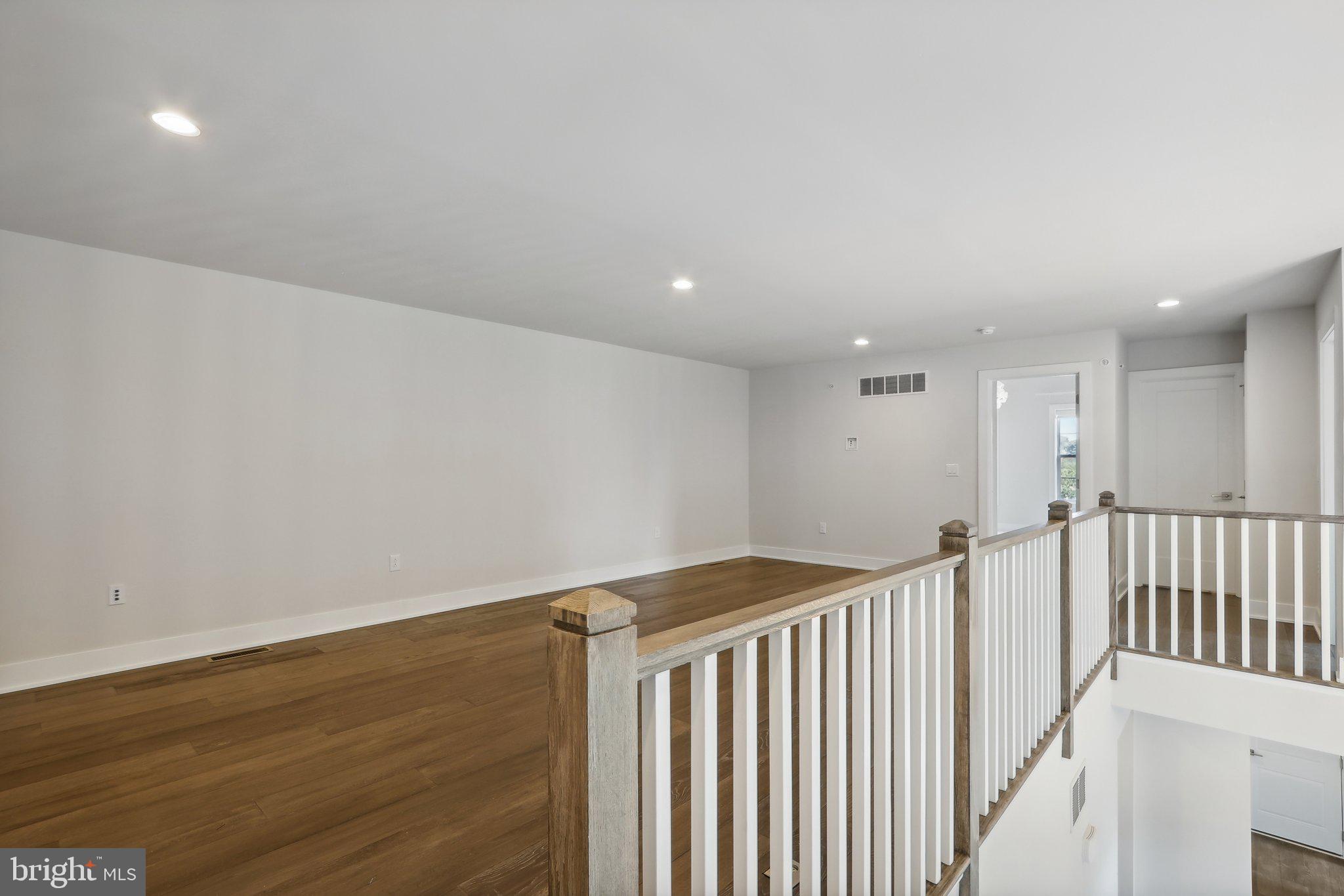 DARLINGTON RIDGE - Residential