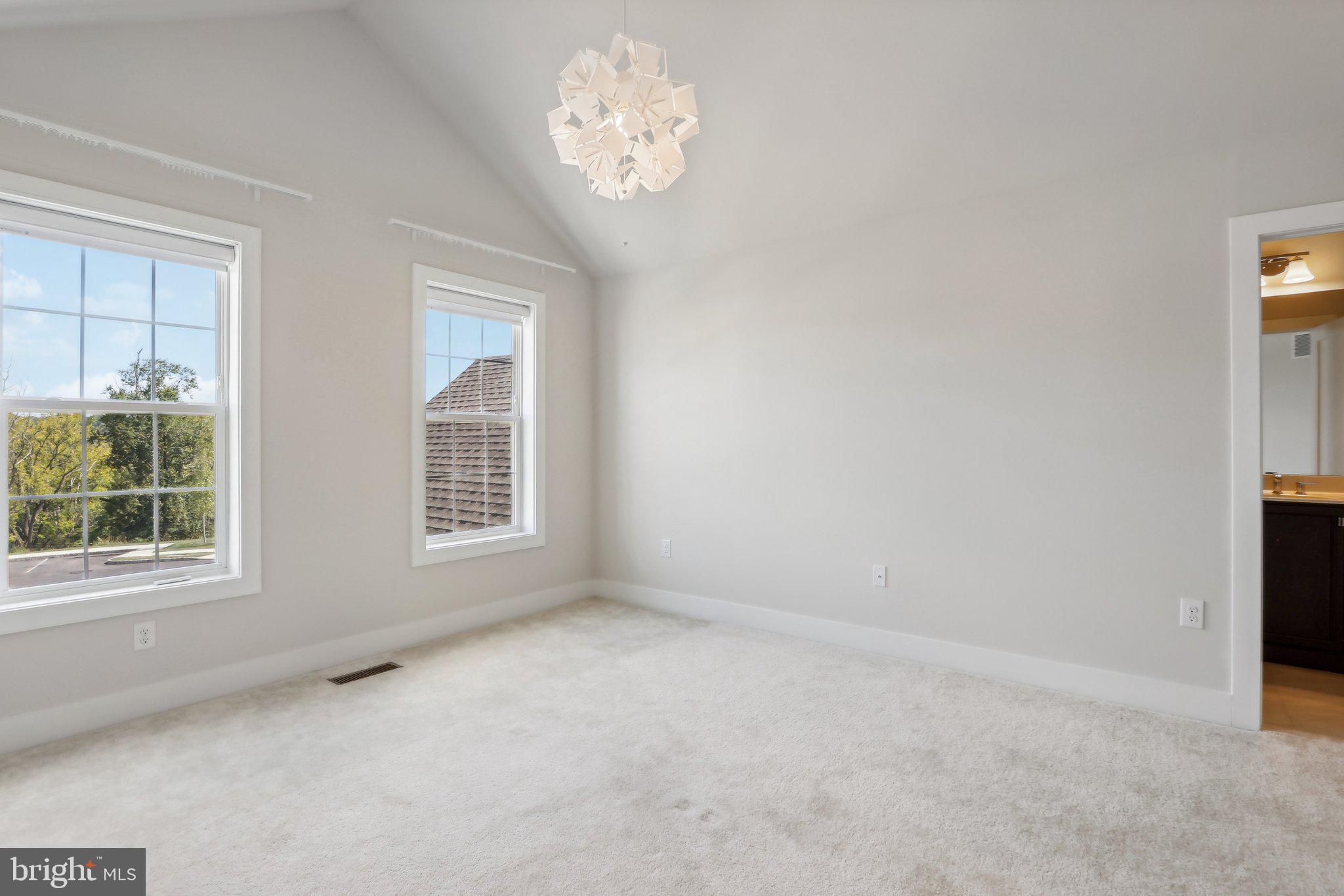 DARLINGTON RIDGE - Residential