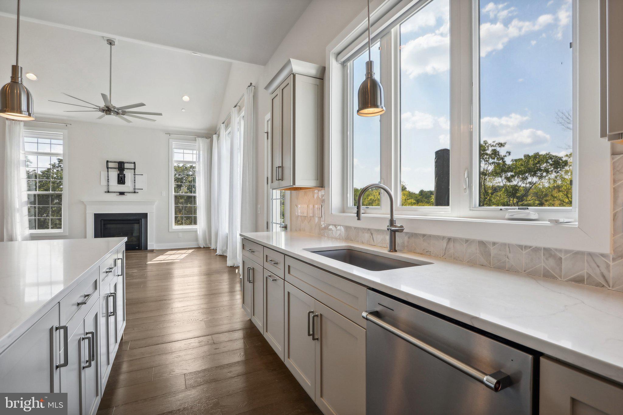 DARLINGTON RIDGE - Residential