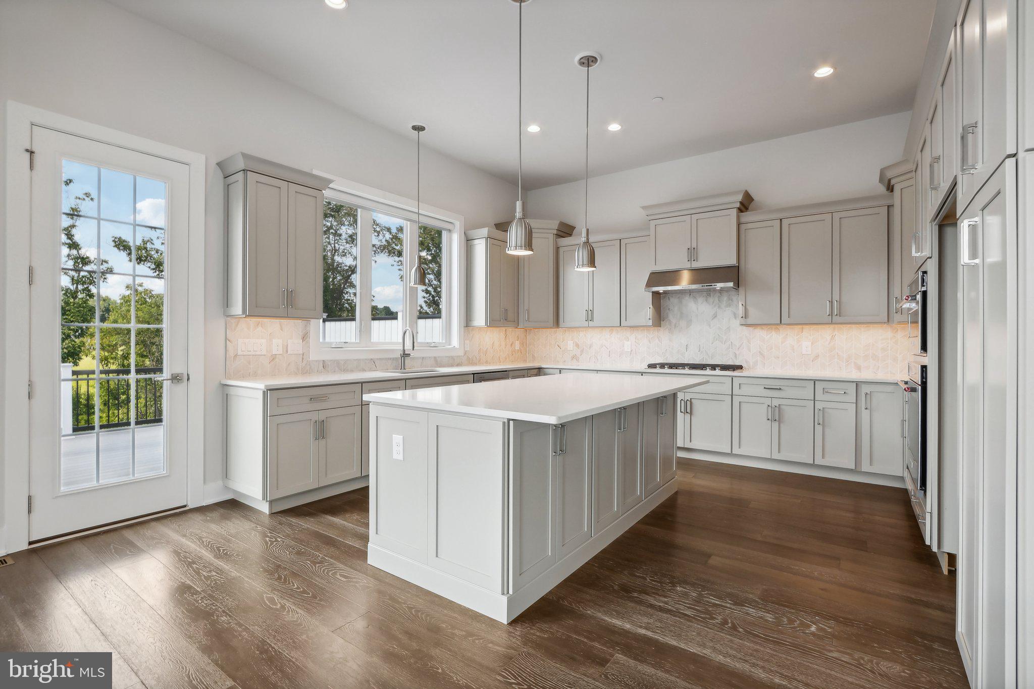 DARLINGTON RIDGE - Residential