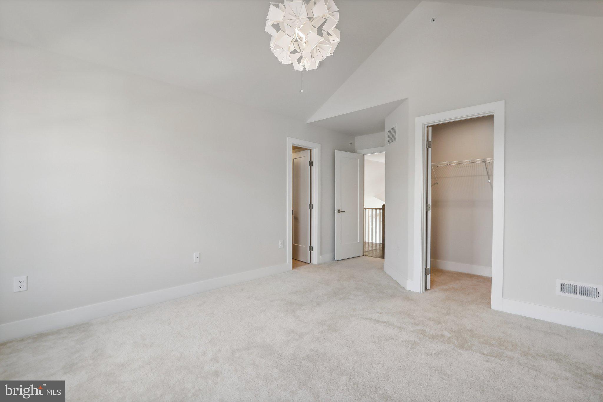 DARLINGTON RIDGE - Residential