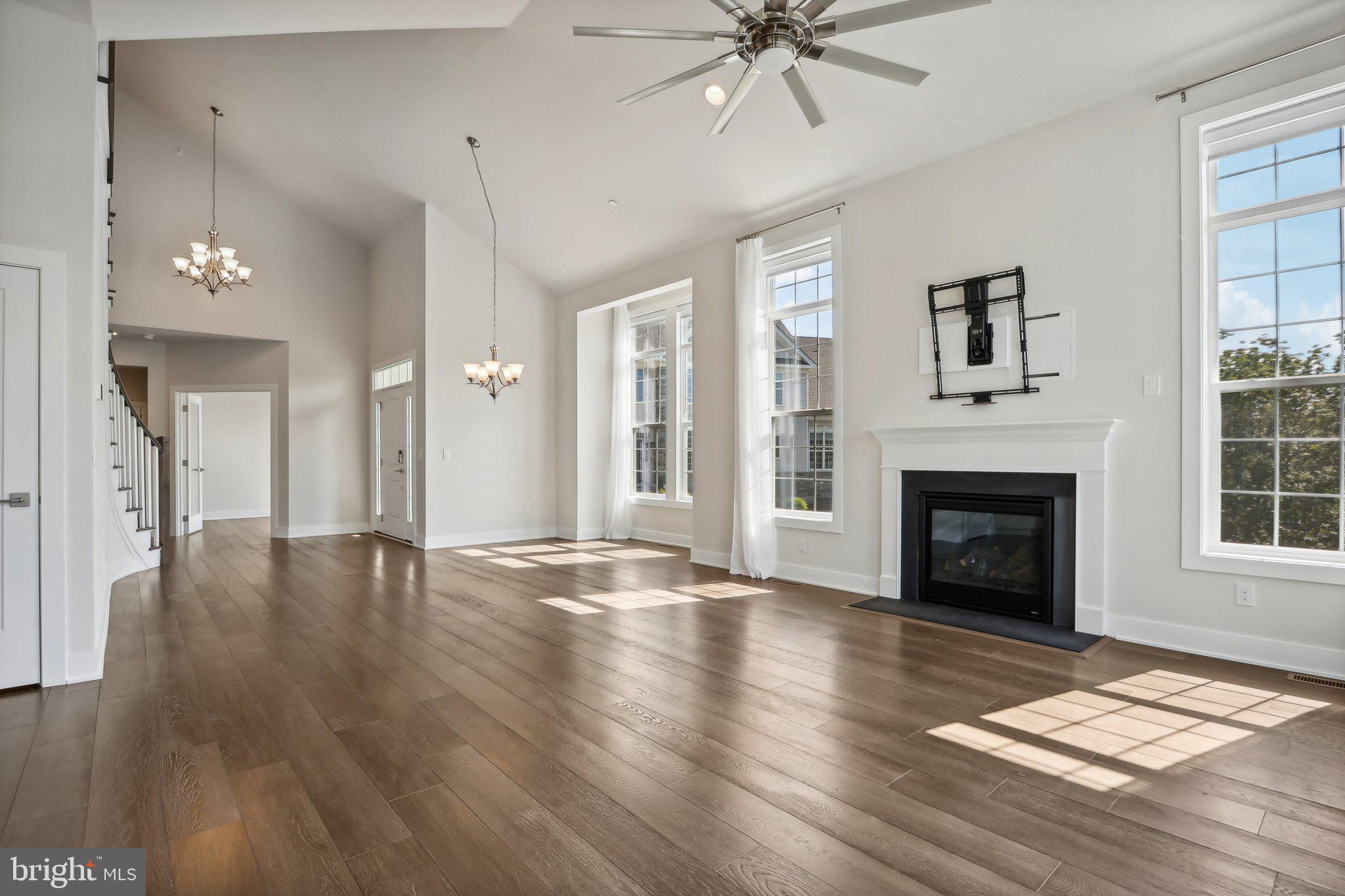 DARLINGTON RIDGE - Residential