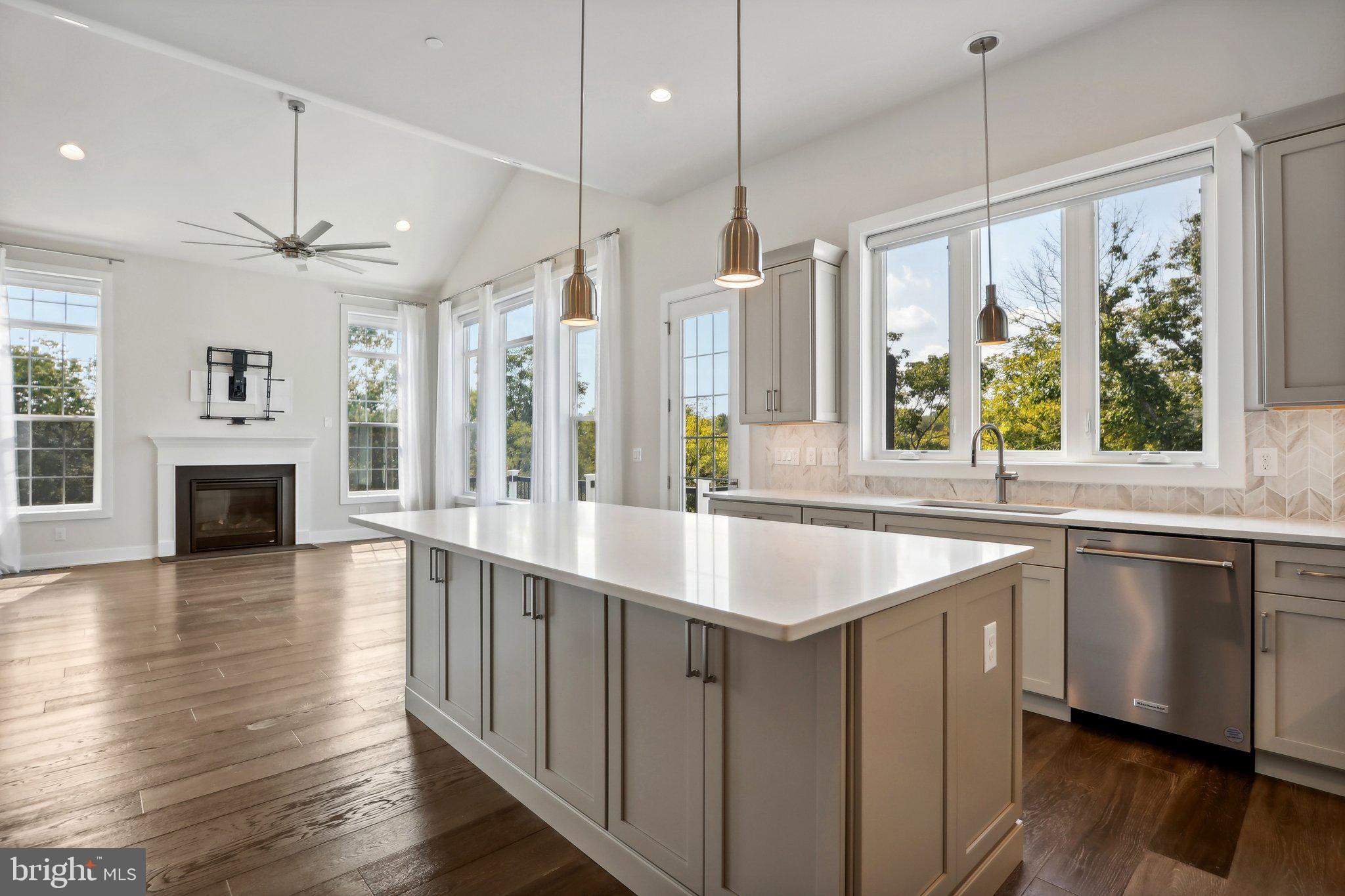 DARLINGTON RIDGE - Residential