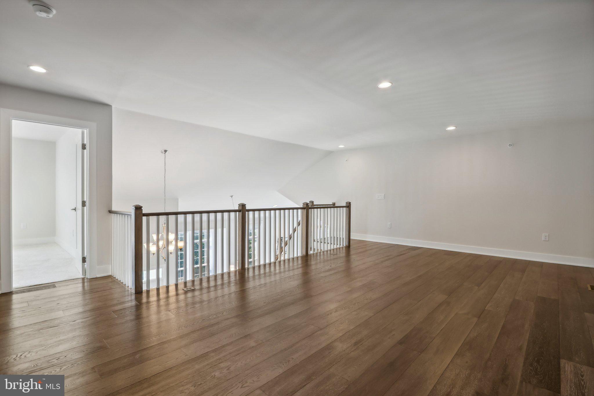 DARLINGTON RIDGE - Residential