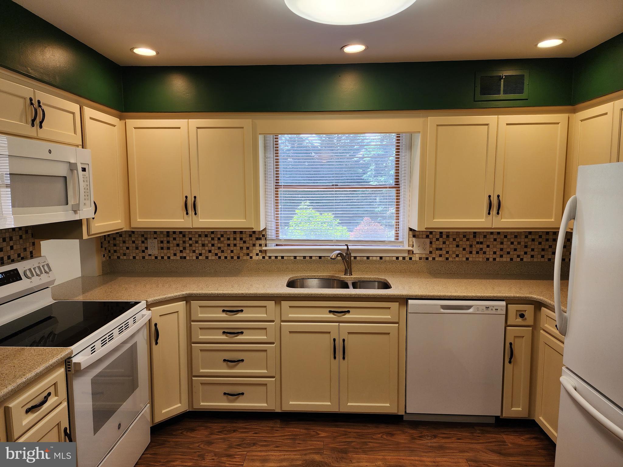 BRIGHTWOOD ACRES - Residential