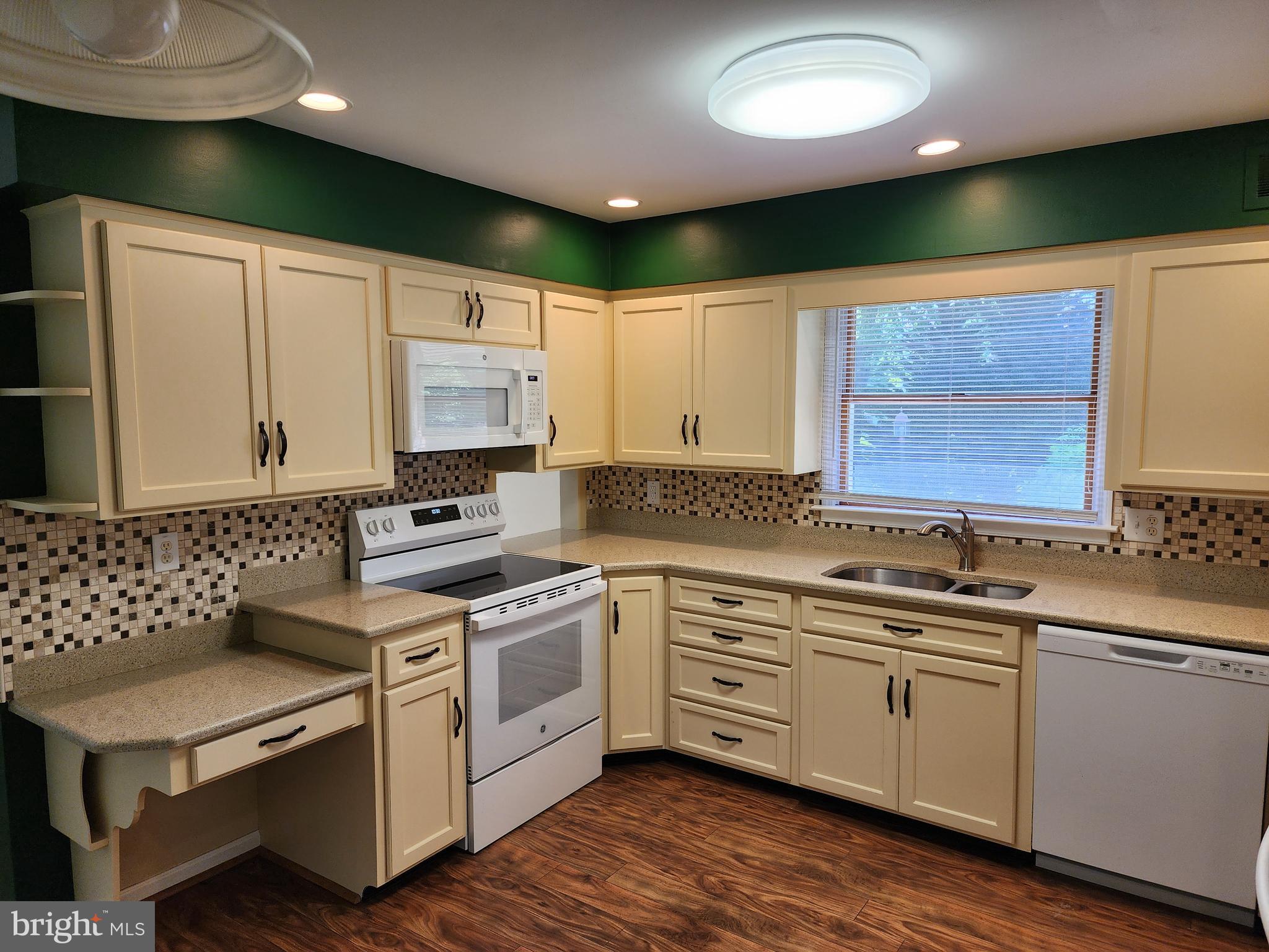 BRIGHTWOOD ACRES - Residential