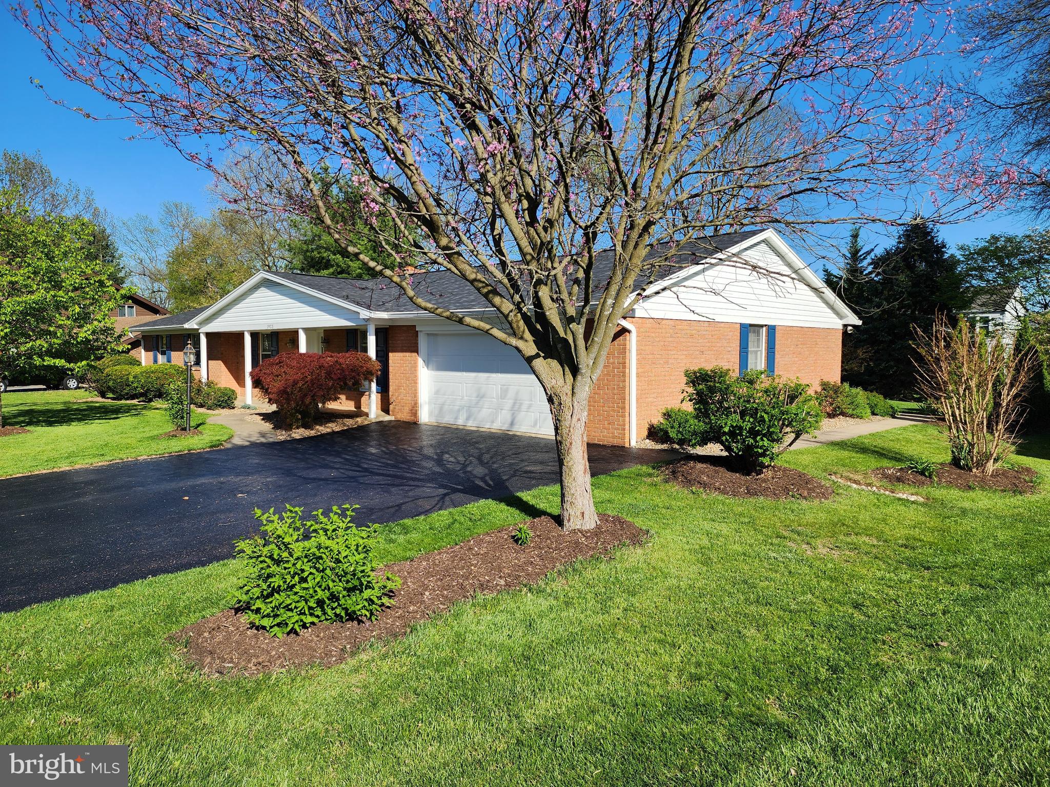 BRIGHTWOOD ACRES - Residential